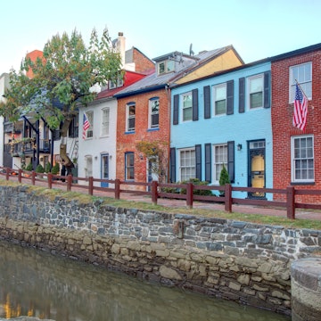 Georgetown is a historic neighborhood and commercial district of Washington, D.C.
1811463118