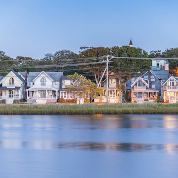 USA, Massachusetts, Martha's Vineyard . Ancient houses at Oak Bluff
860598742