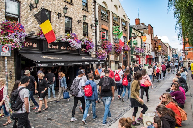 Dublin, Ireland- A busy side street in the city of Dublin, the capitol of the Republic of Ireland located on Ireland's eastern coast.
682476365
tourists, local life, historic, bright, leisure
