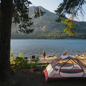 Camping next to Lake Wenatchee in the North Cascade Mountains, Washington State