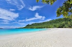 Tourists enjoying Champagne Beach,the best beach in Espiritu Santo.
173791795
tourist, white sands, Blue waters