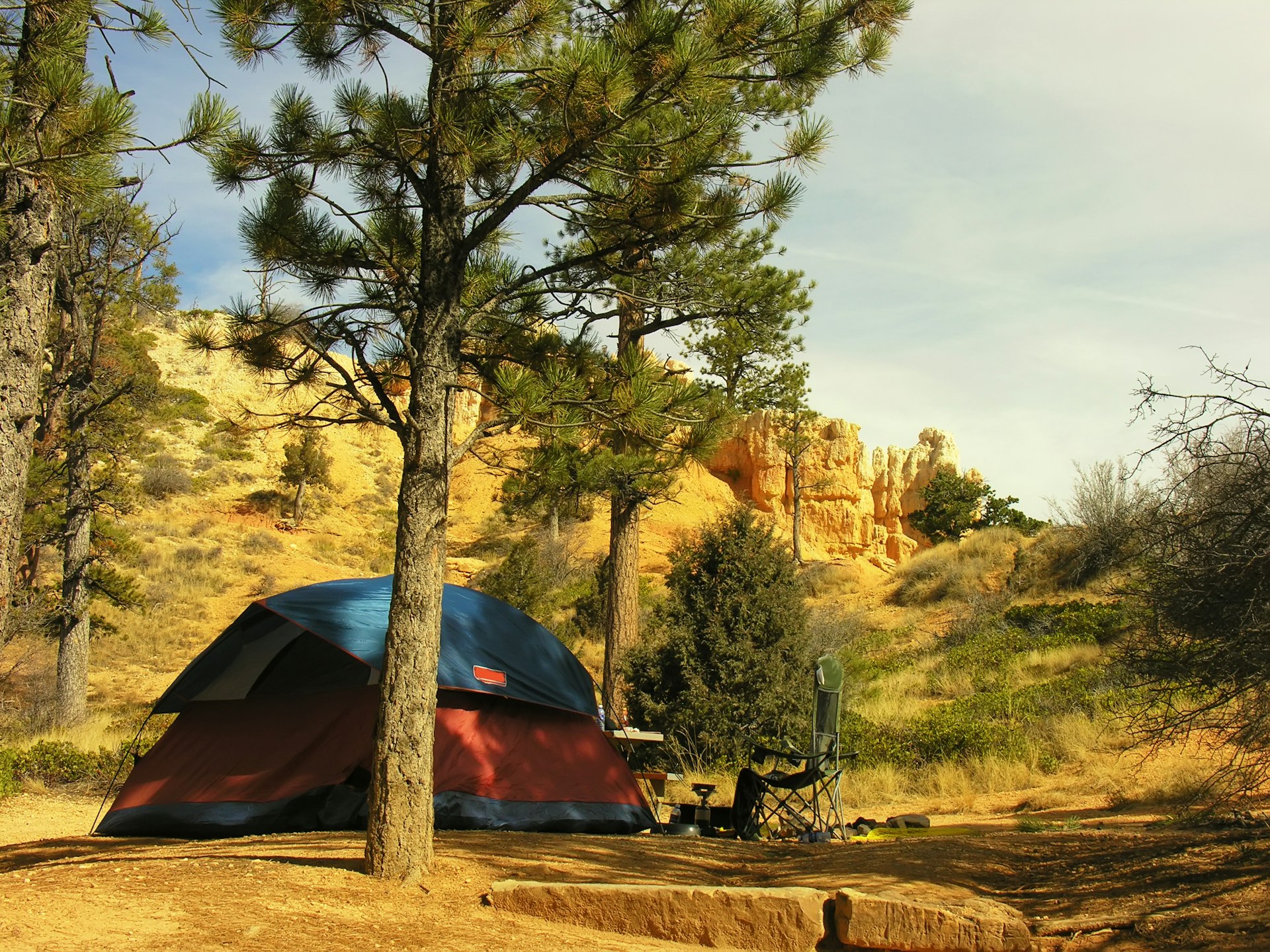 A tent at a campground during the late afternoon in the Bryce Canyon National Park.