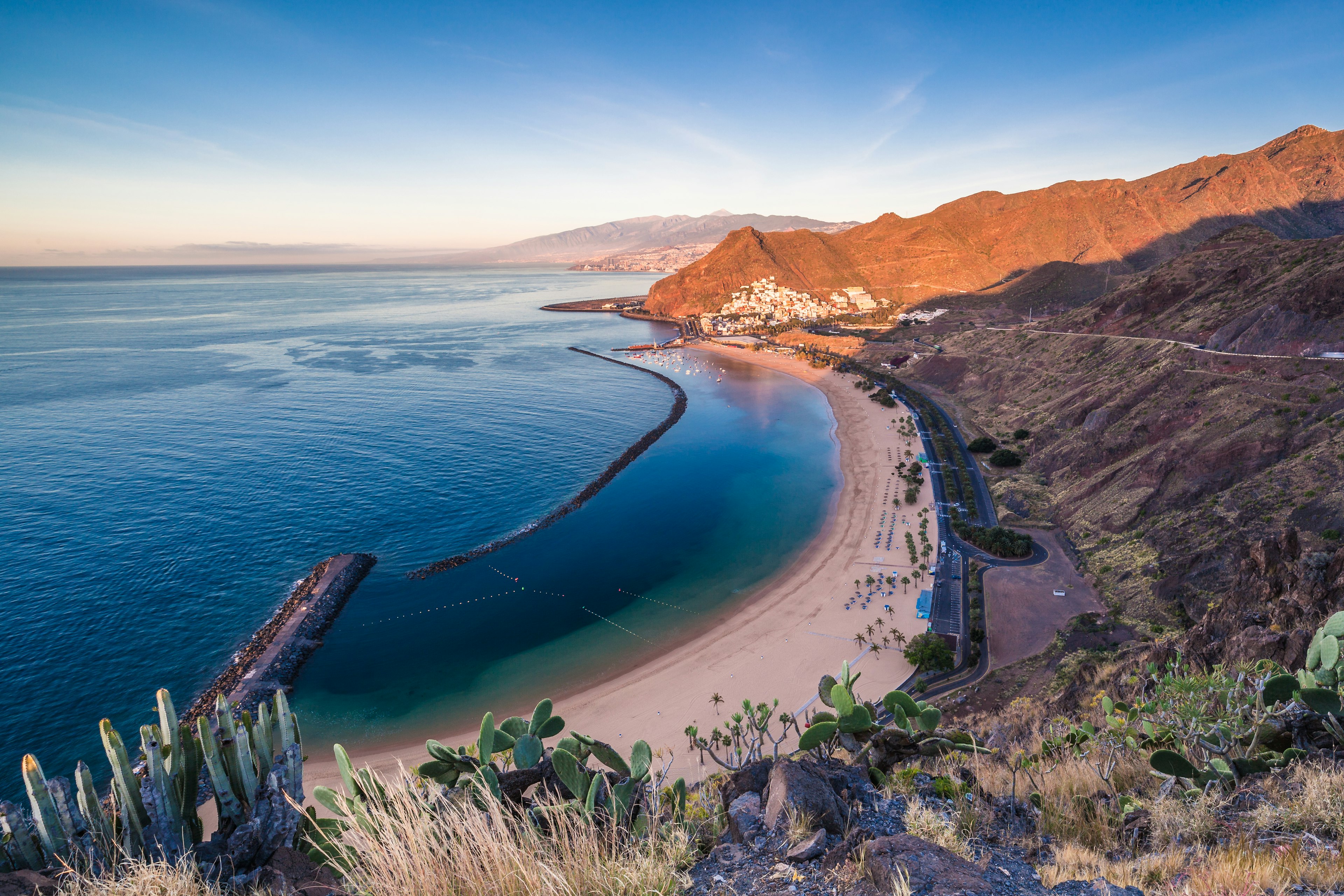 The Playa de las Teresitas in the northeast of Tenerife