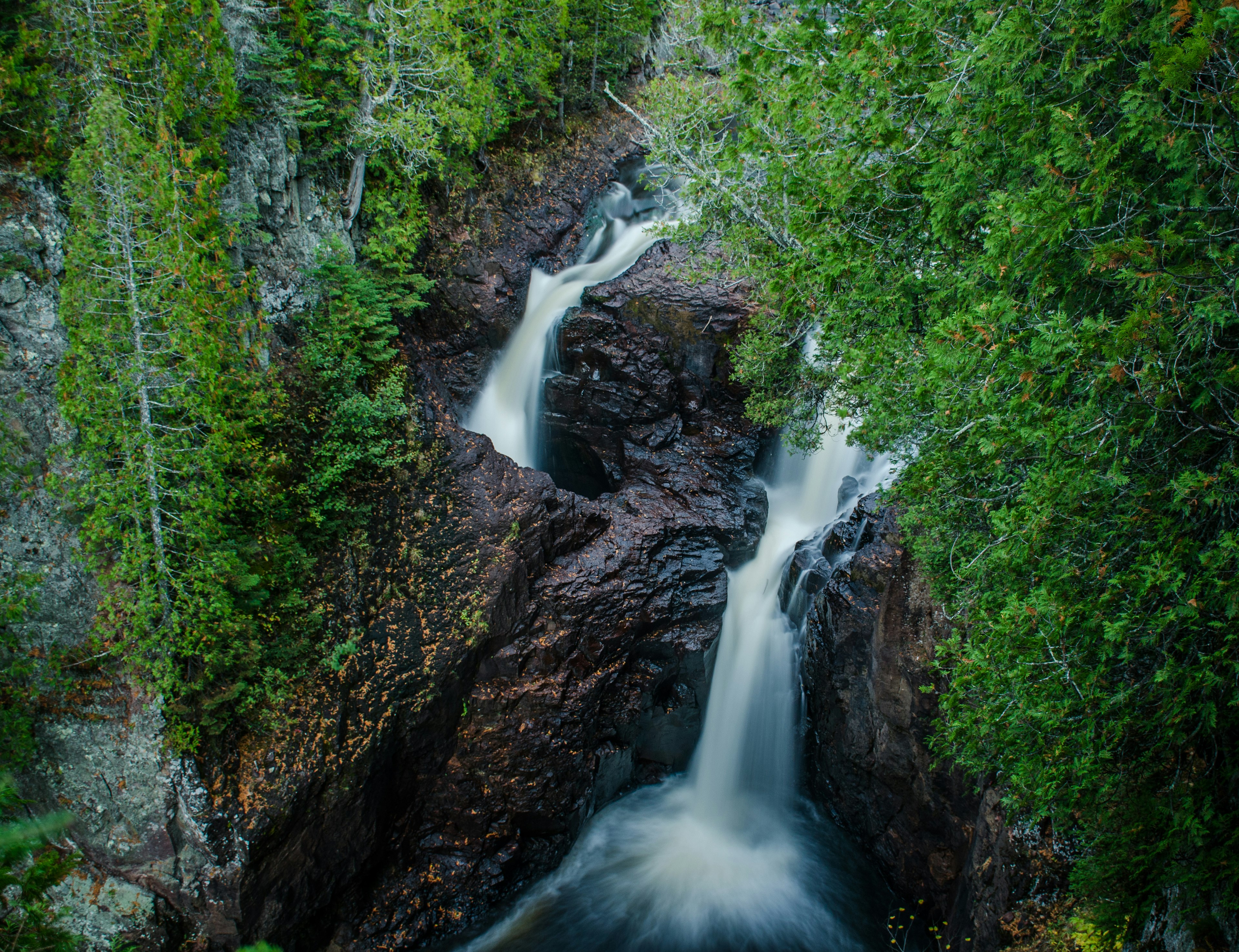 Devil's Kettle Fall