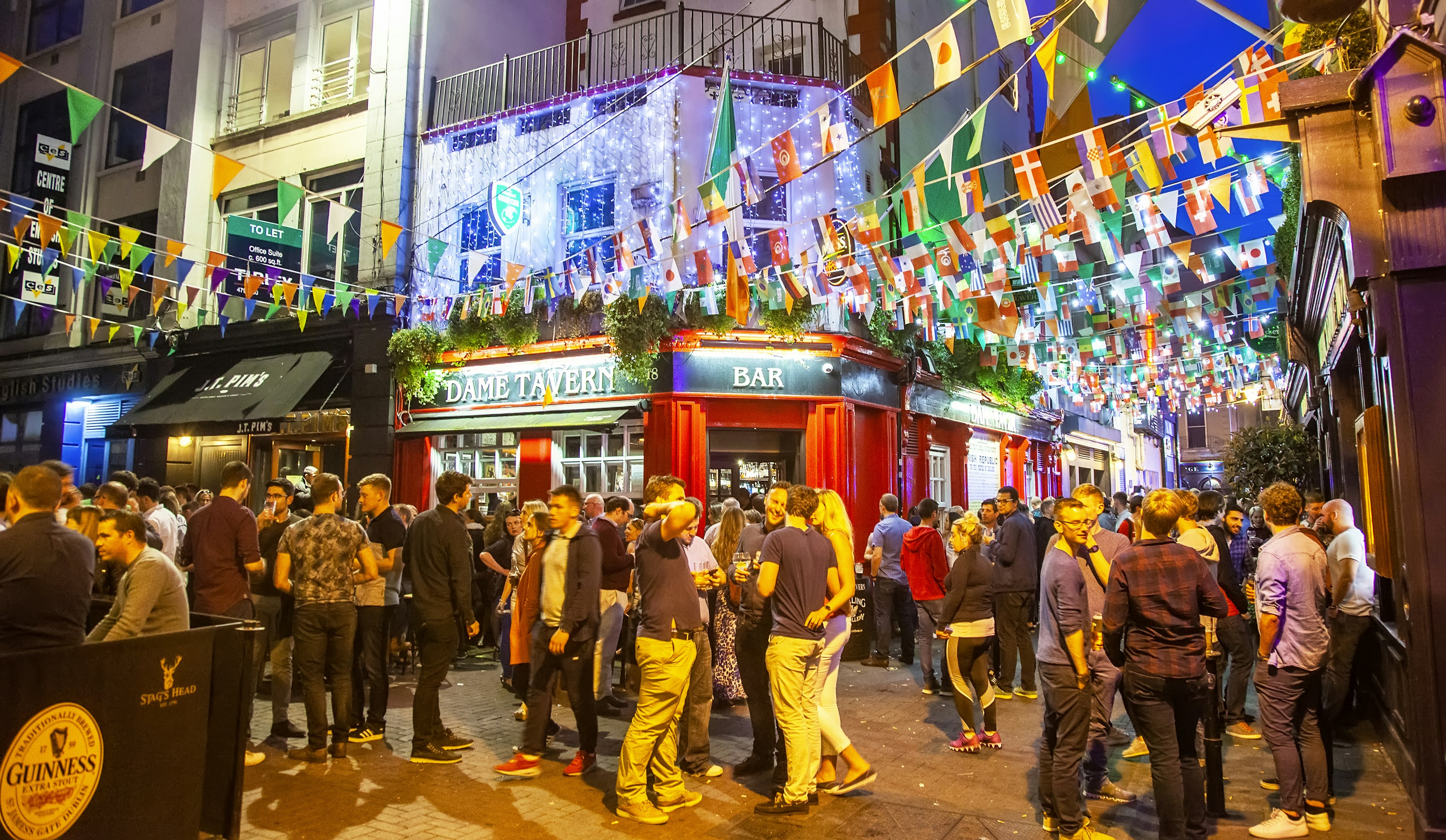 Nightlife in Dublin old town, Ireland