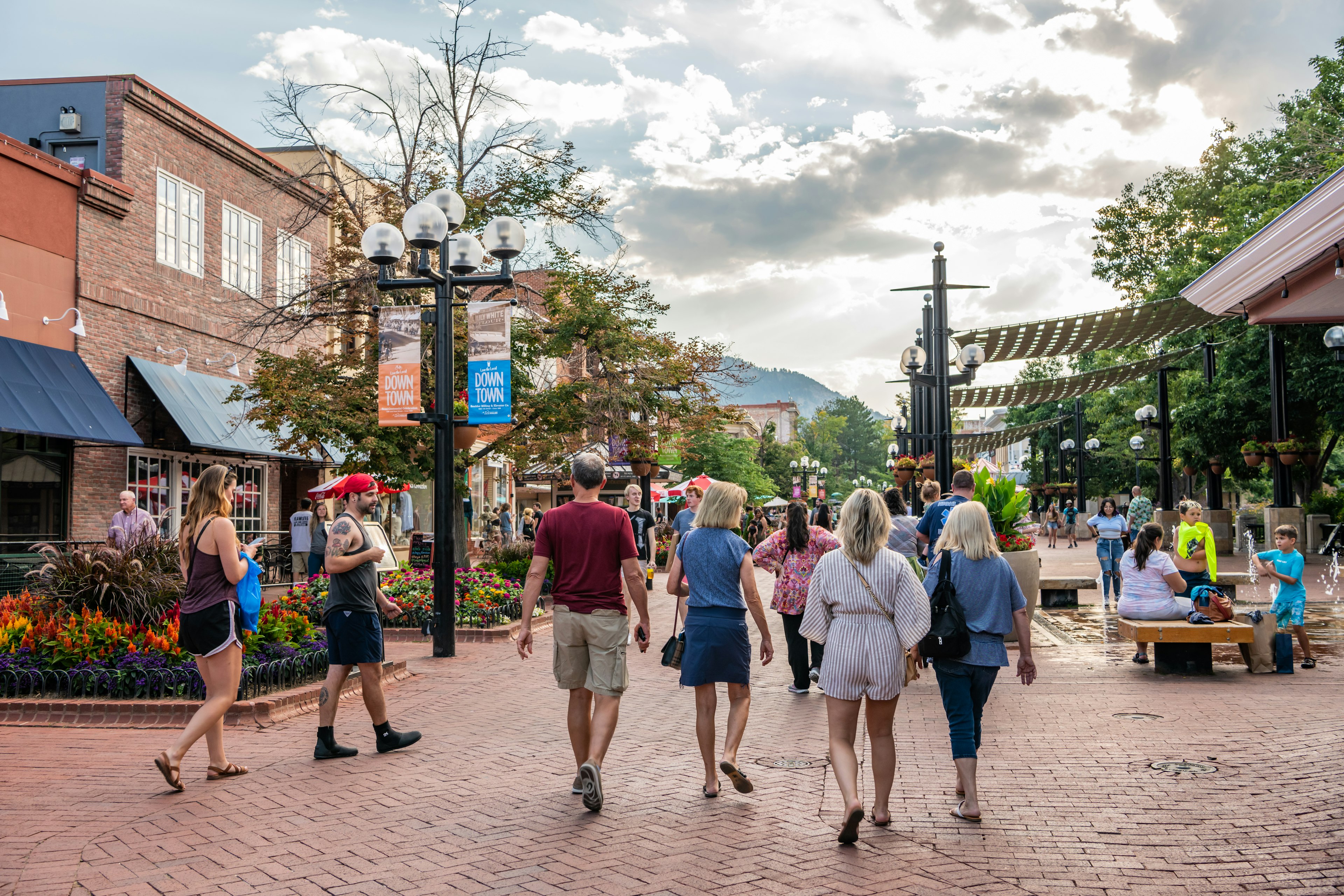 People walking along pedestrians-only Pearl Street in downtown Boulder