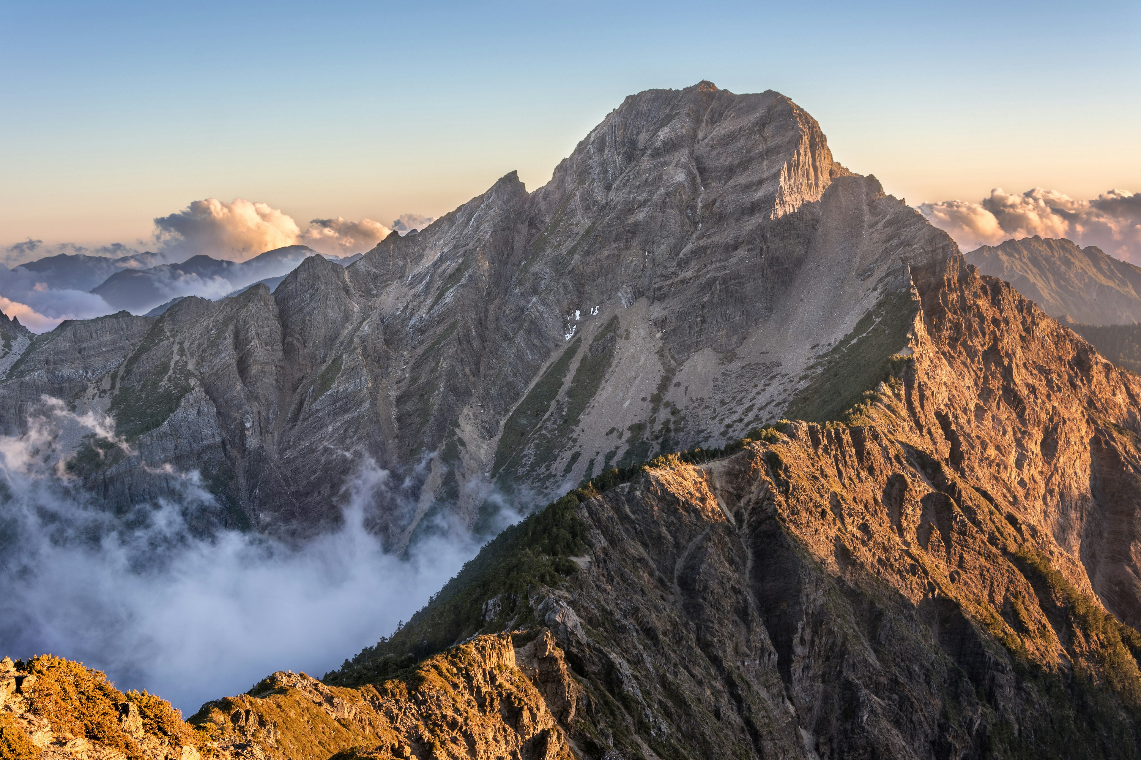 A landscape image of Mt Yushan