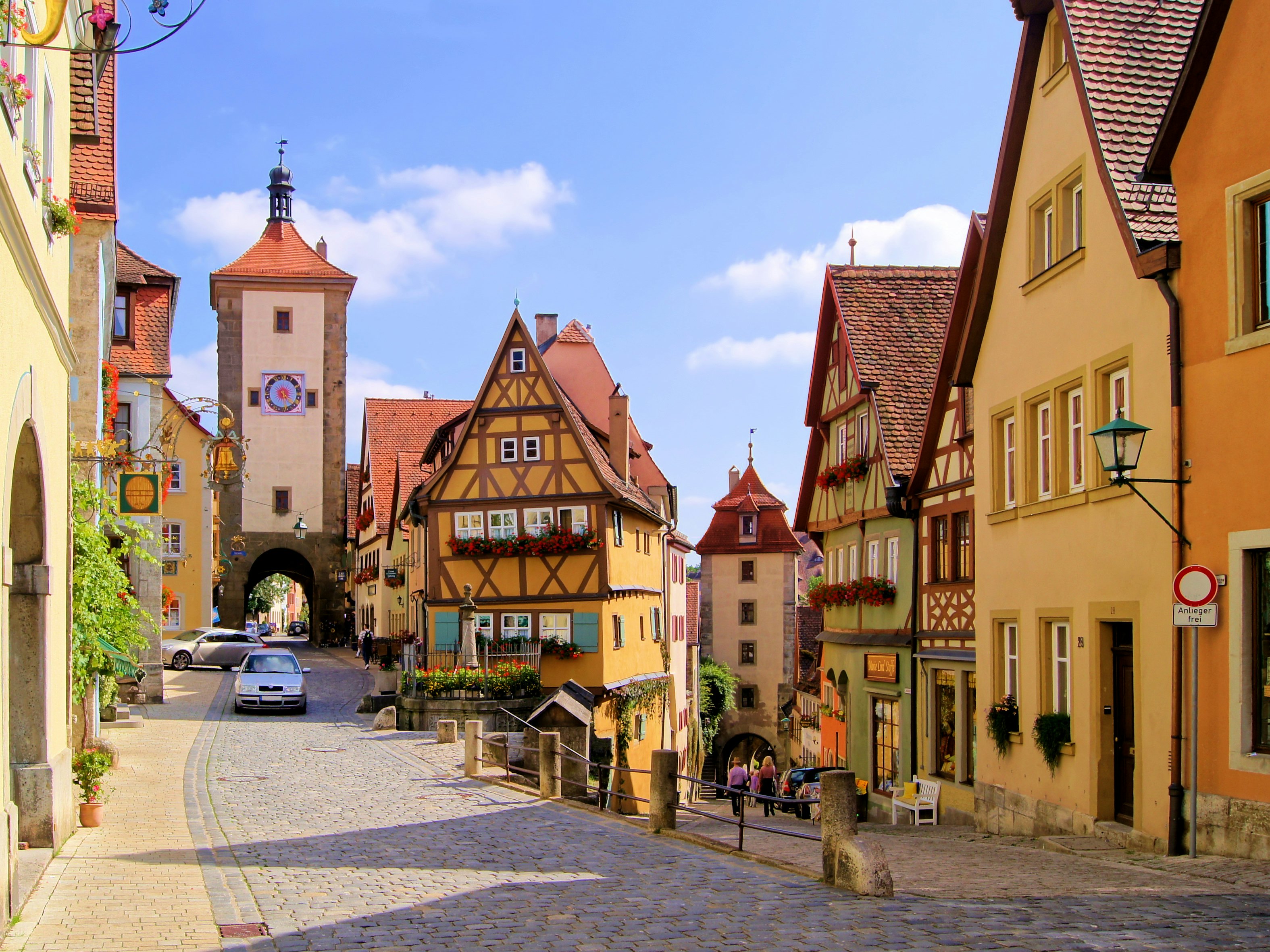 Street view of houses in Rothenburg ob der Tauber, Germany