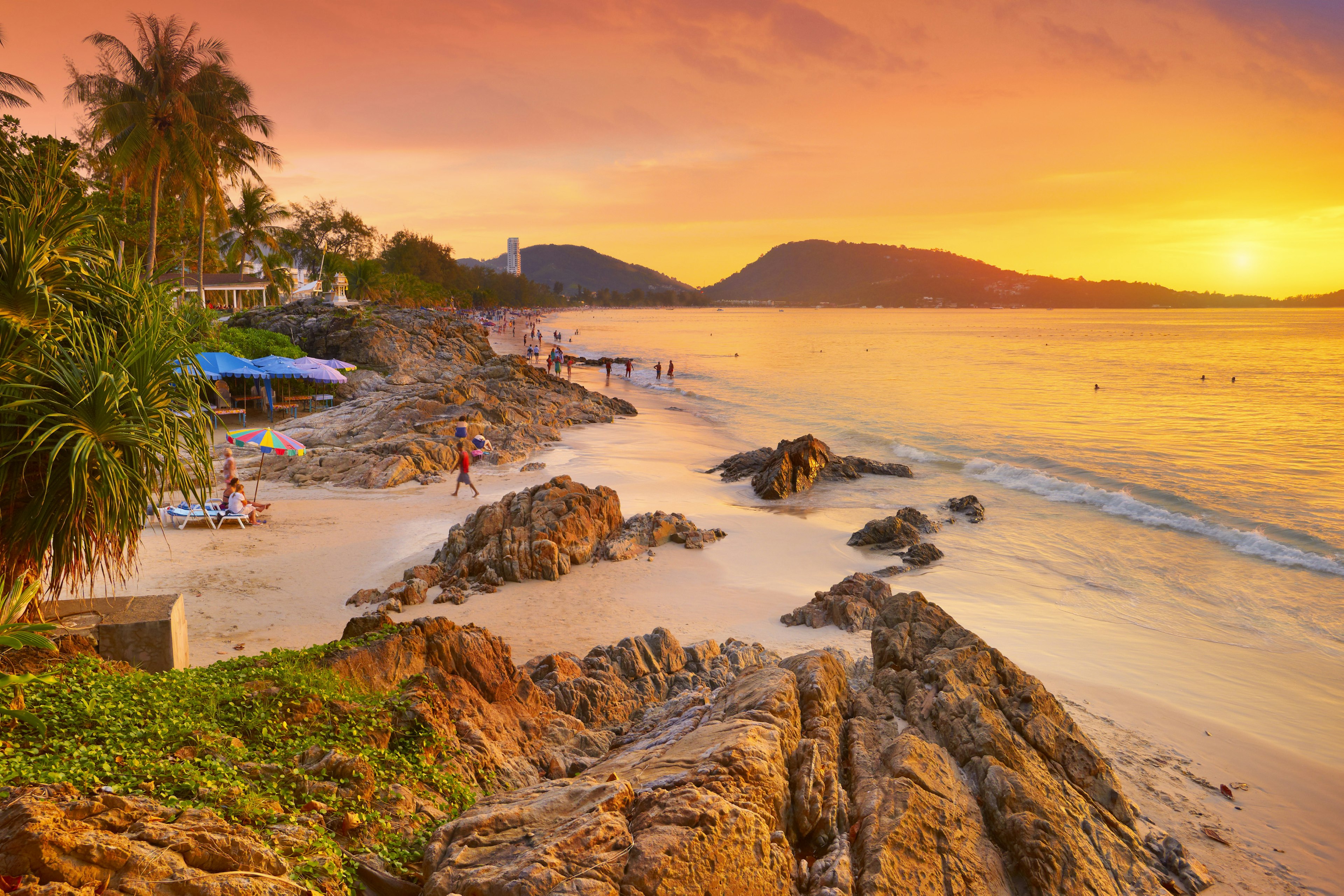 Patong Beach, Phuket Island, Thailand
Horizontal Outdoors Landscape Rock - Object Sunrise - Dawn Sunset Dusk Sea Beach Thailand Twilight No People Photography 2015