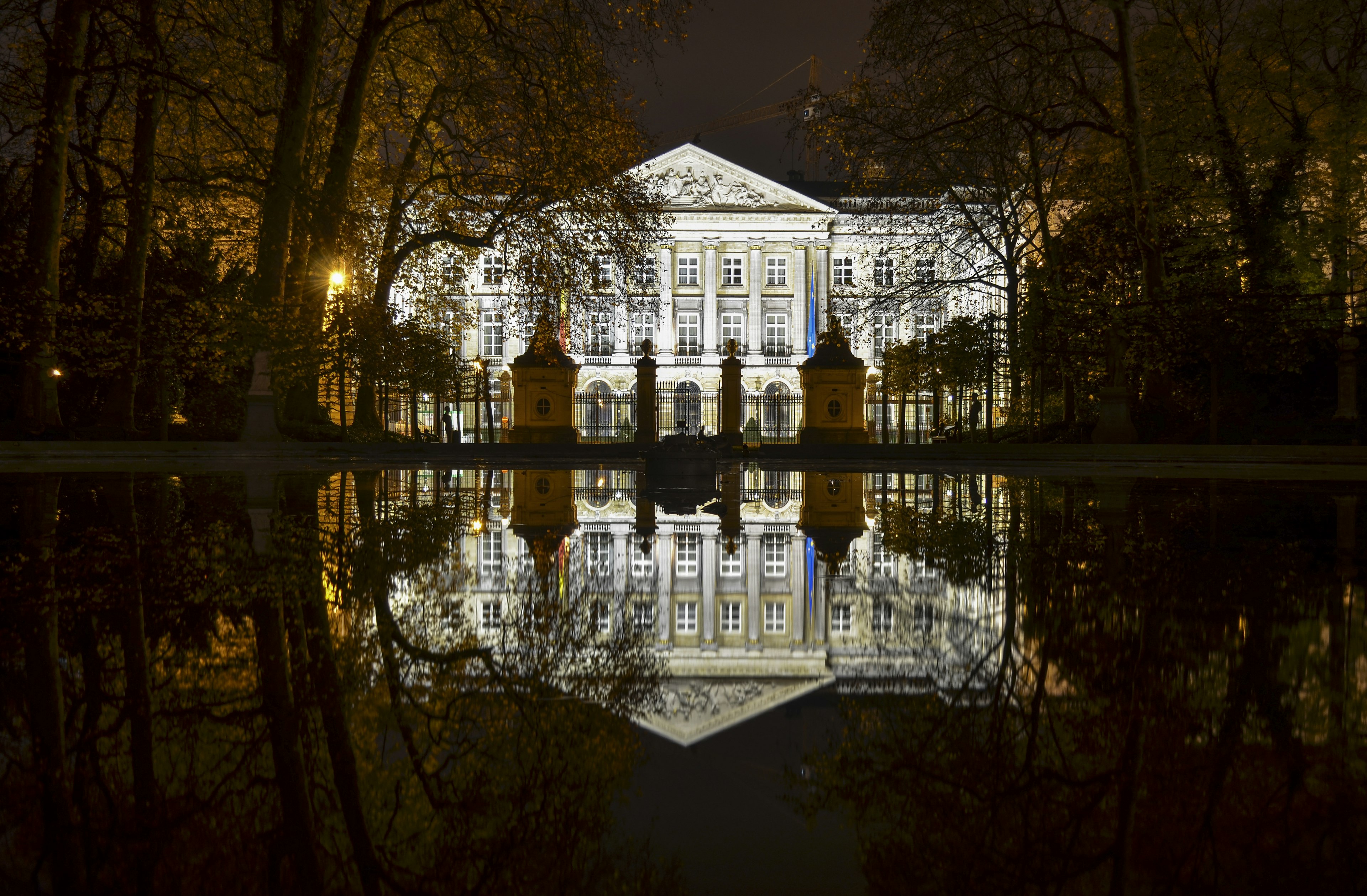 Theatre Royal De La Monnaie At Night