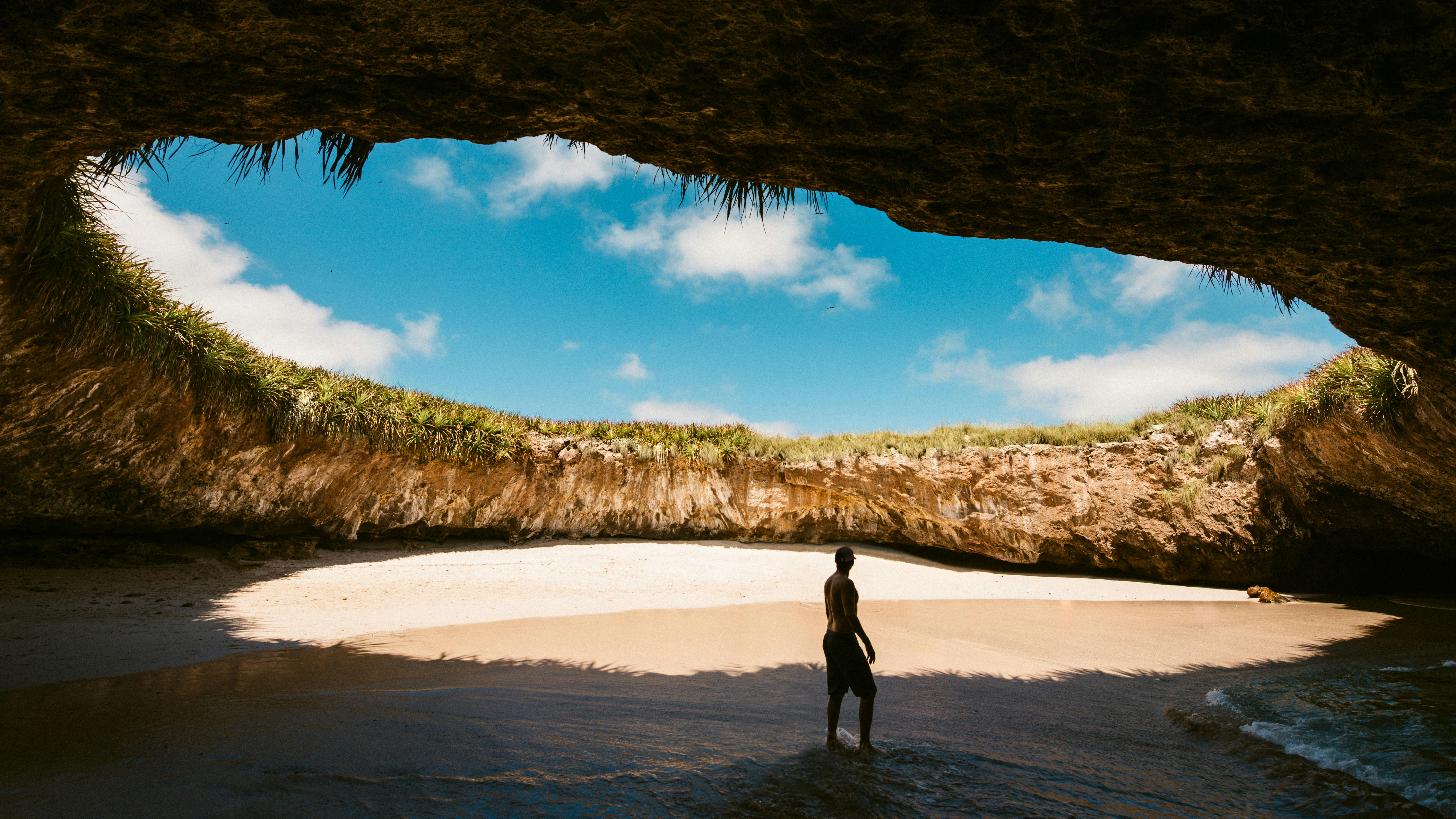 The hidden beach of Playa Escondida on the Islas Marietas