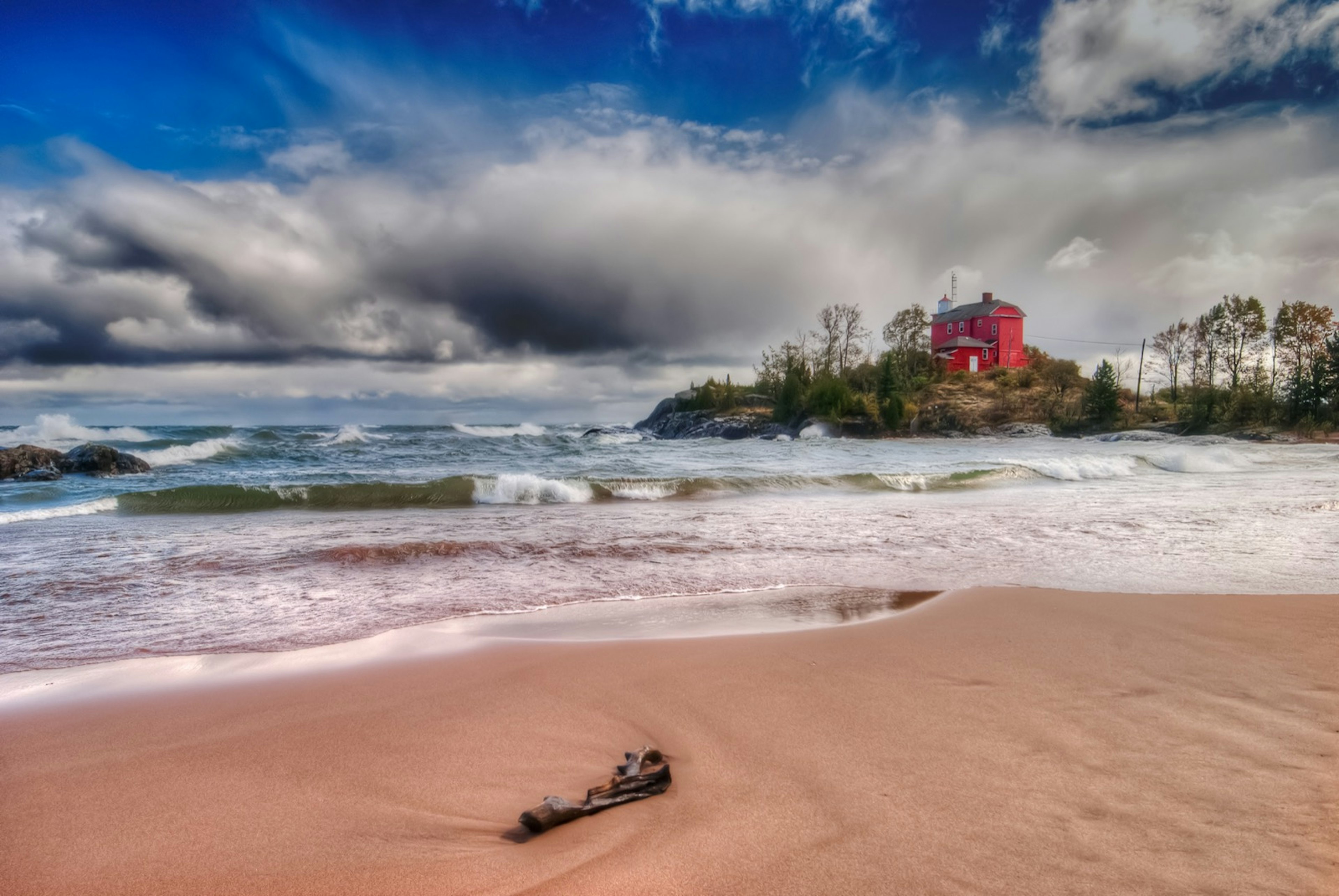 Lower Harbor Lighthouse