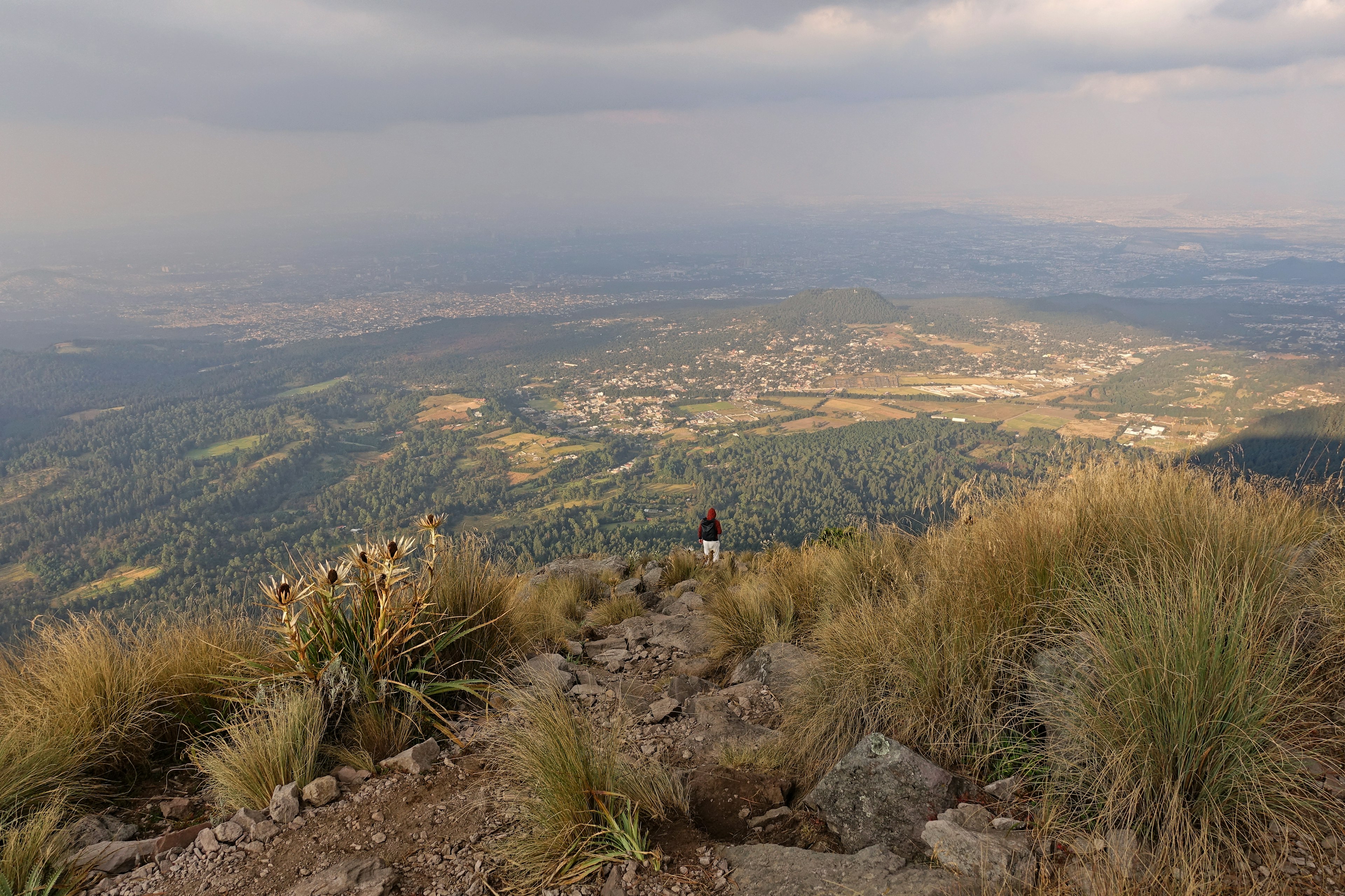 Pico Del Aguila maintain trip. Mexico country, Mexico City area.