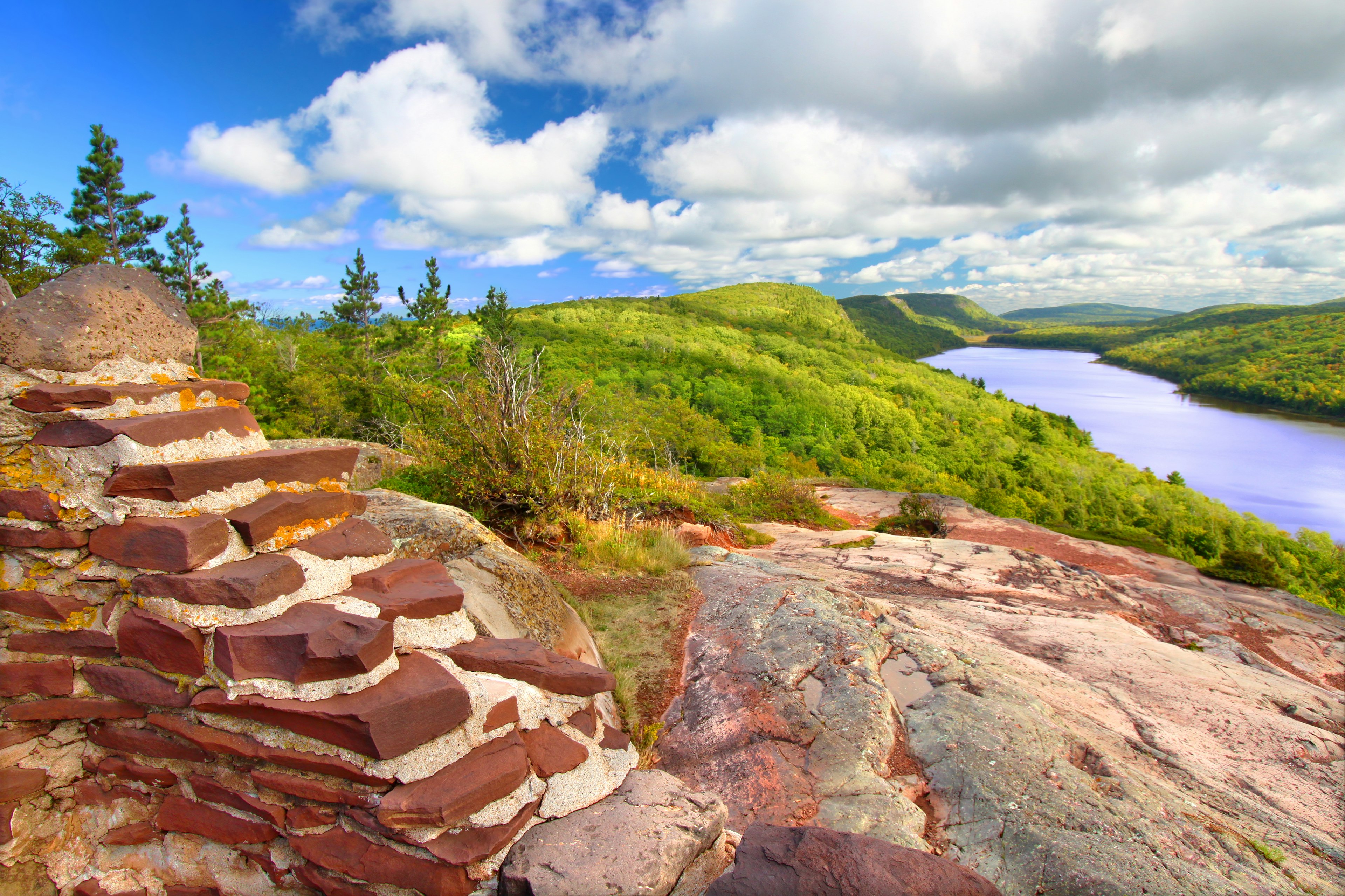 Lake of the Clouds scenic overlook at Porcupine Mountains State Park