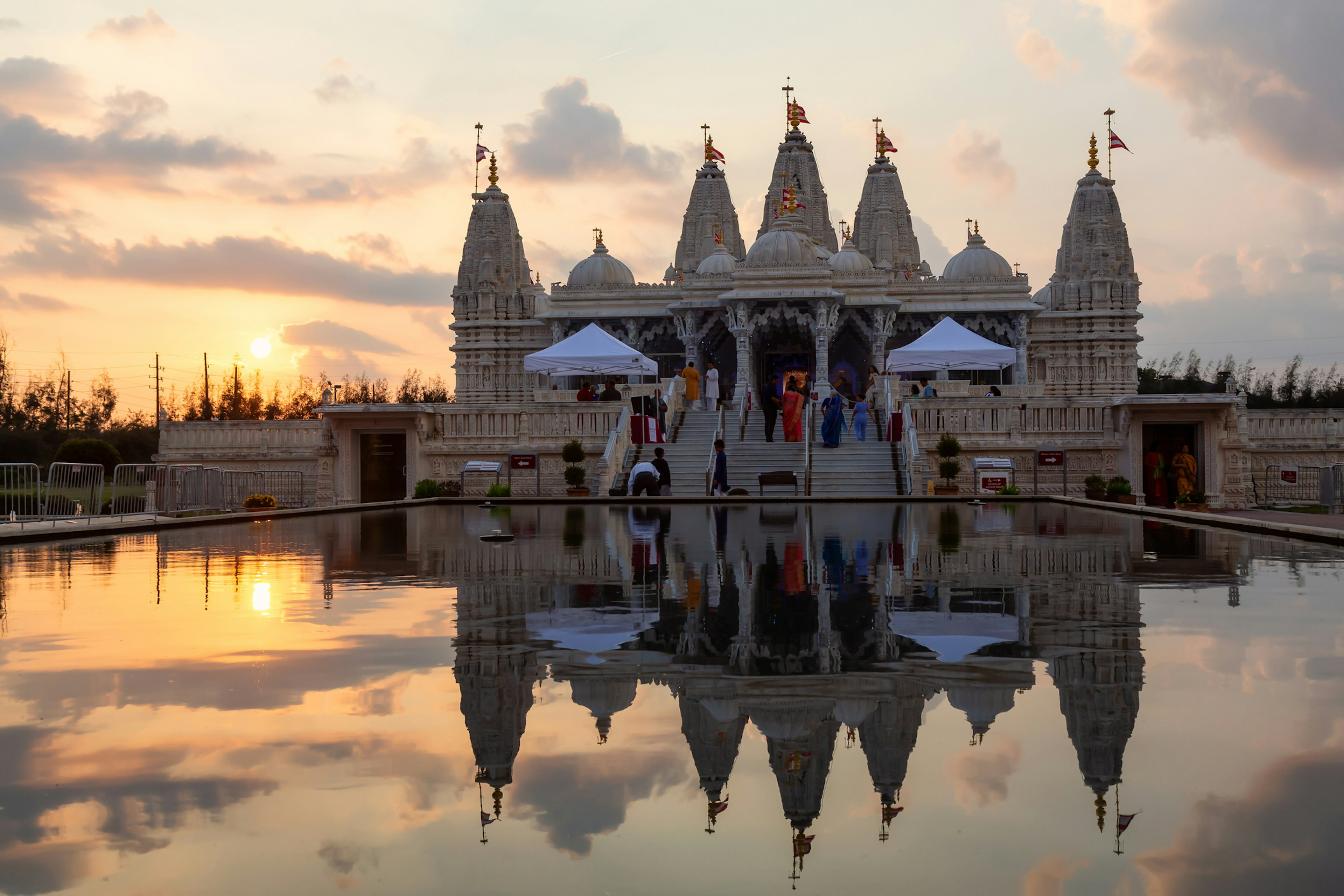 Hindu Church, BAPS Shri Swaminarayan Mandir