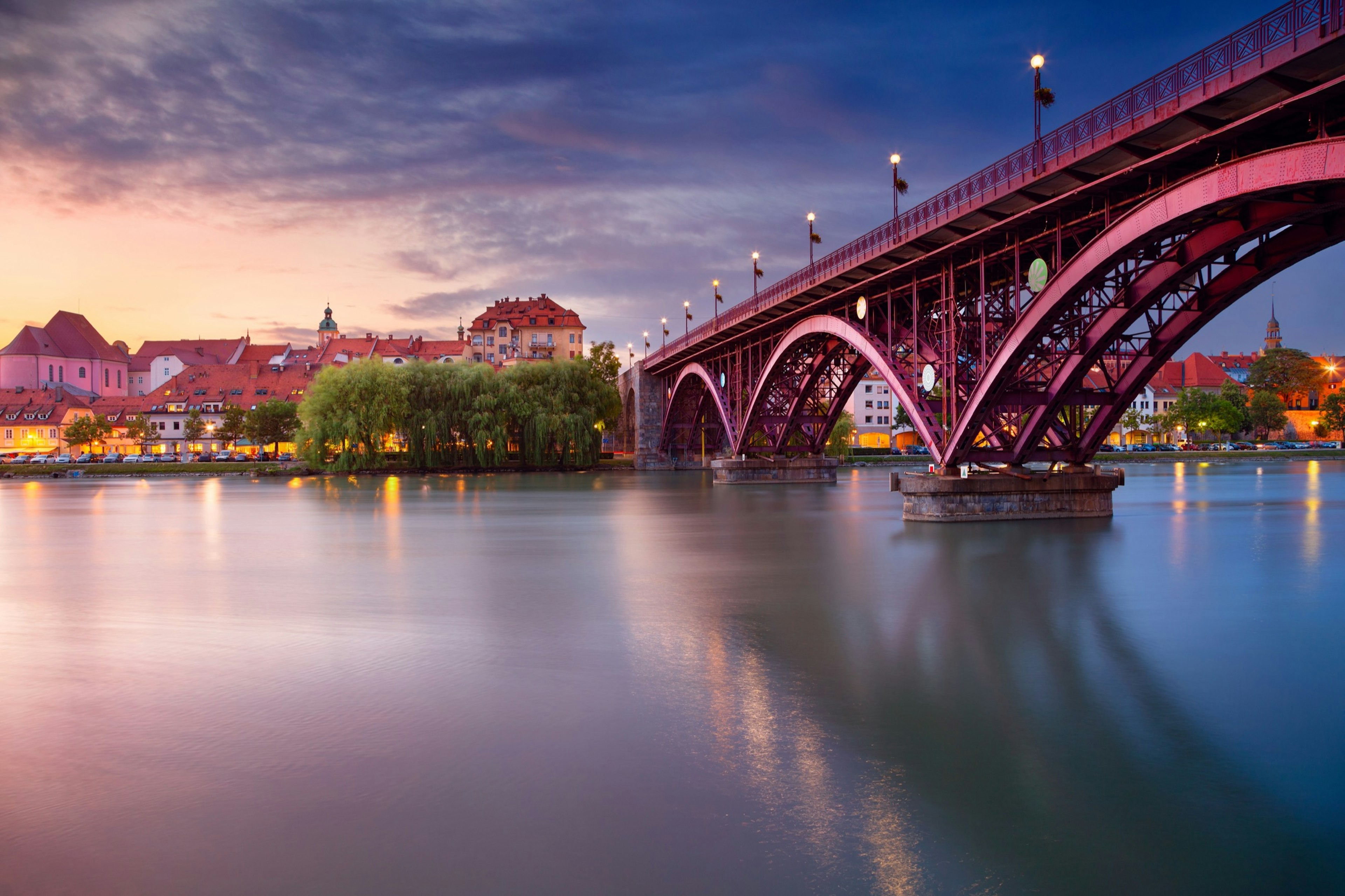 Maribor,,Slovenia.,Cityscape,Image,Of,Maribor,,Slovenia,At,Beautiful,Summer