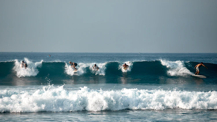 Surfing With Kids? Here Are The Best Surfing Spots In Sri Lanka – TXWOP