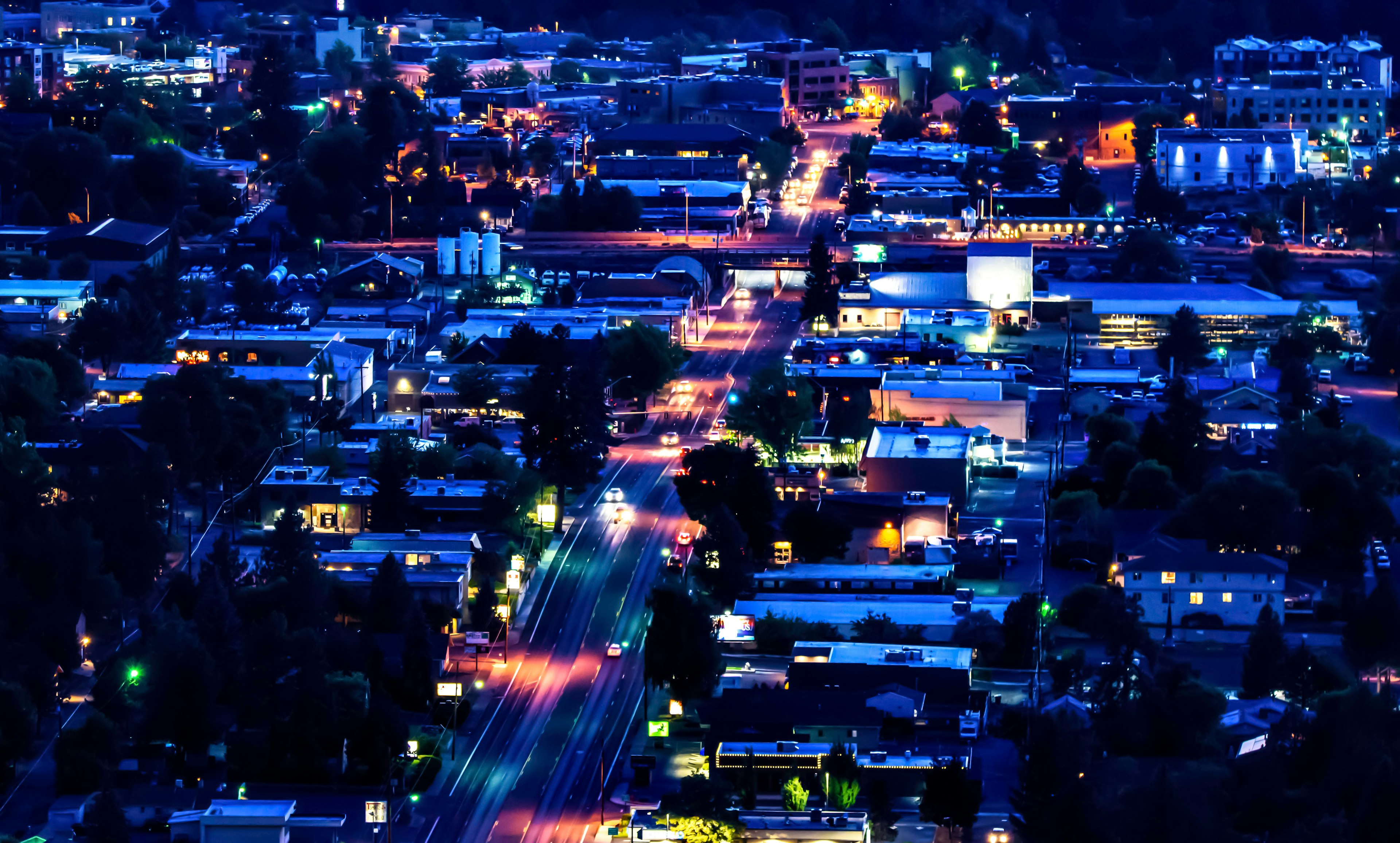 A city view of Bend from Pilot Butte at night