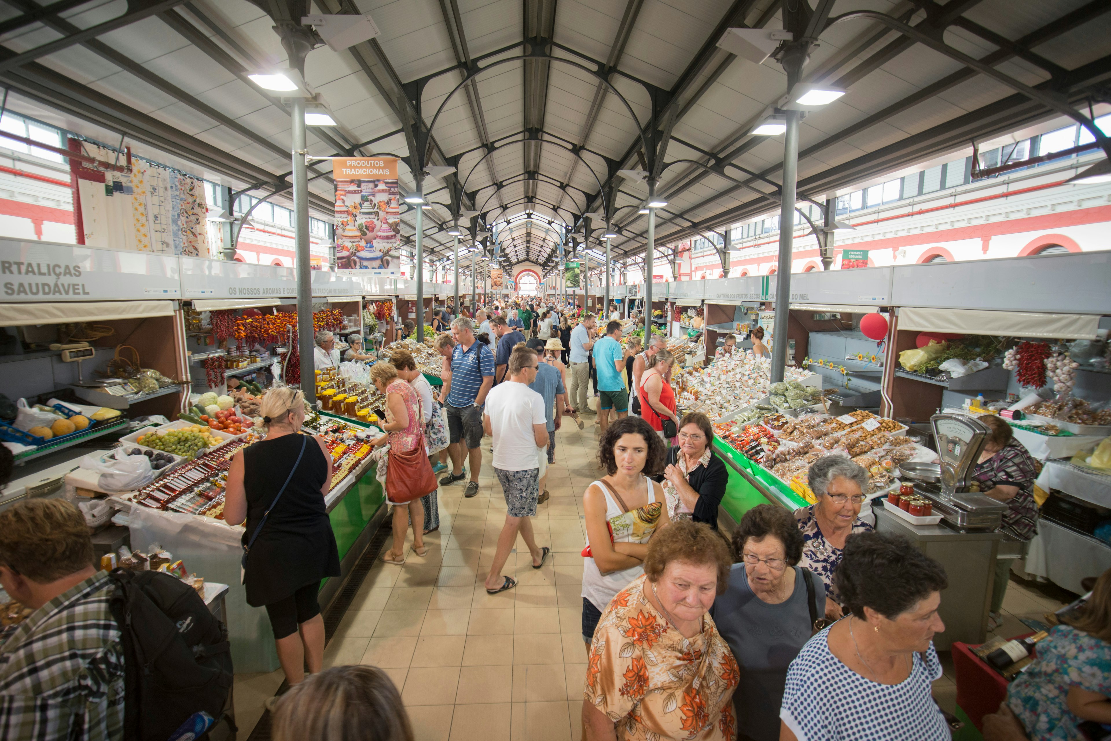 The,Markethall,In,The,Town,Of,Loule,In,The,Algarve