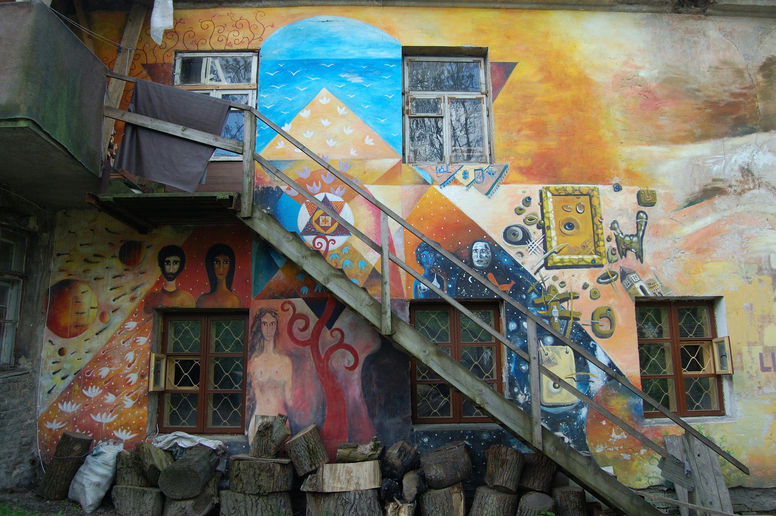 Painted artist community house in Vilnius