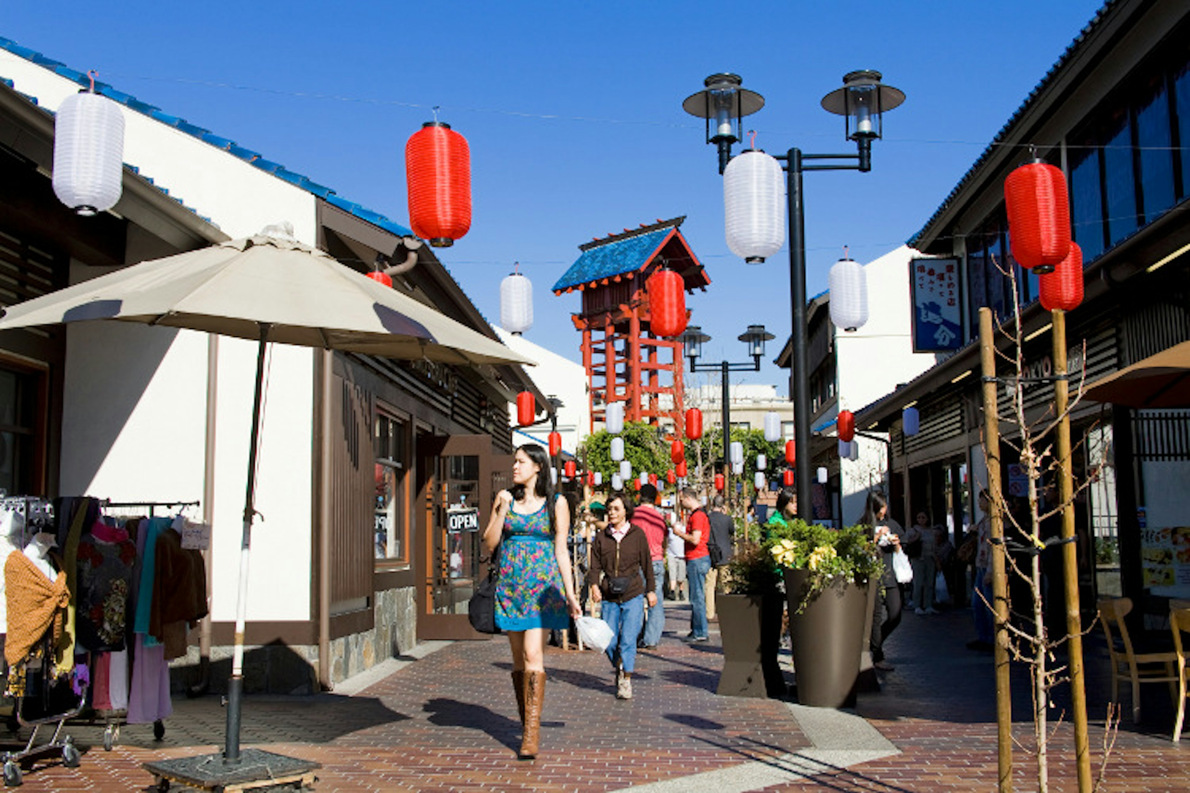 Japanese Village Plaza. Image by Andy Bender / Lonely Planet