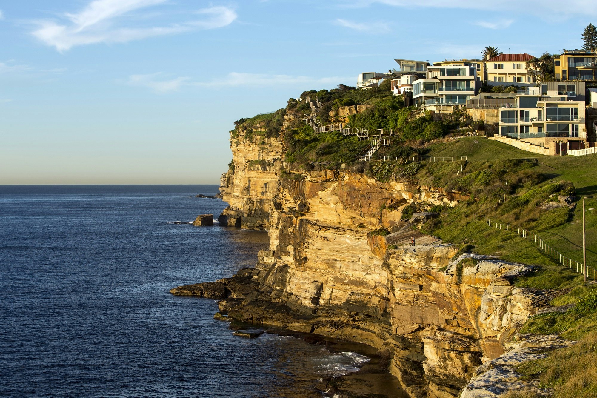 The sandstone cliffs of Sydney's edge. Image by Oliver Strewe / Lonely Planet Images / Getty