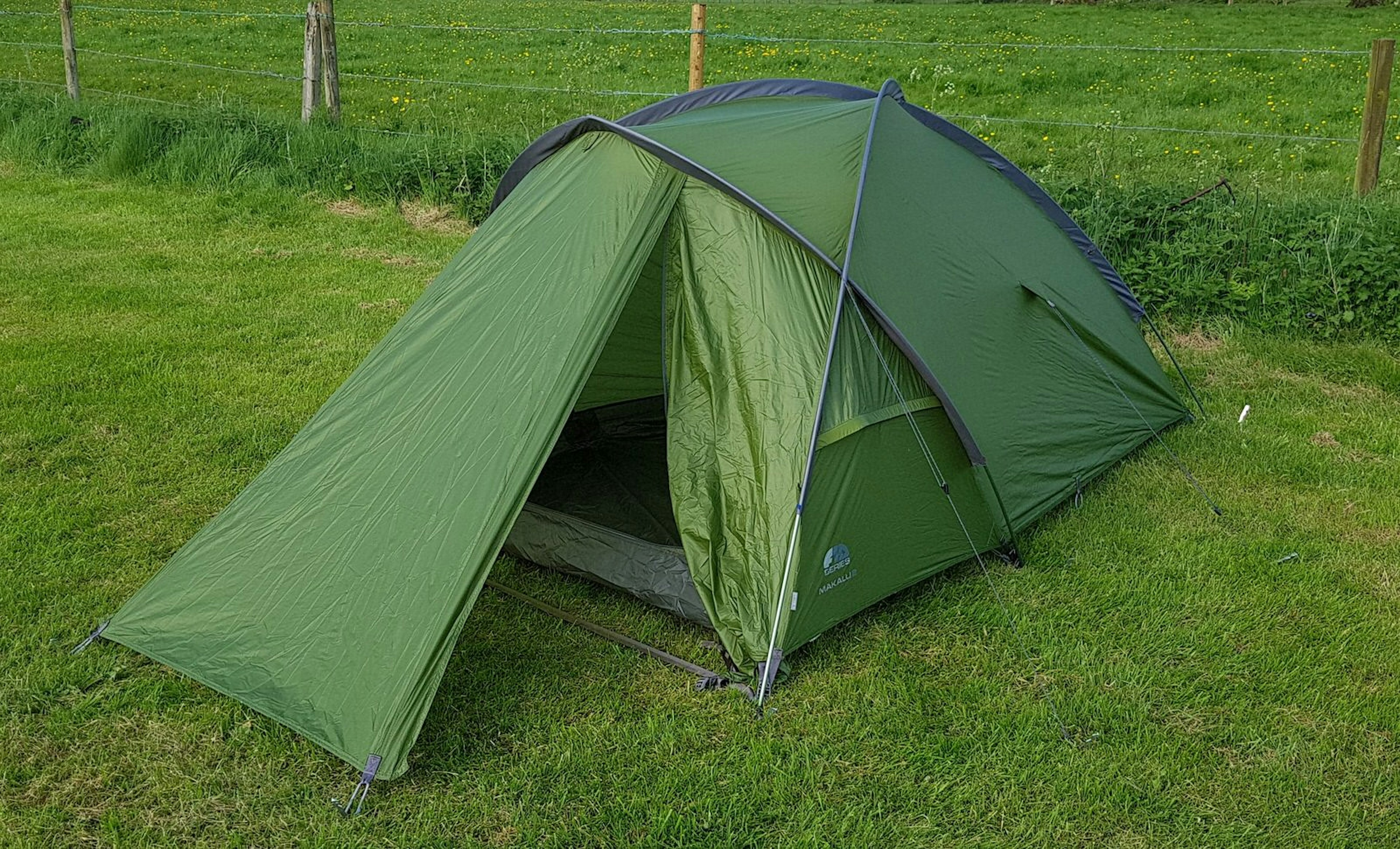 Vango F10 Makalu 2 tent