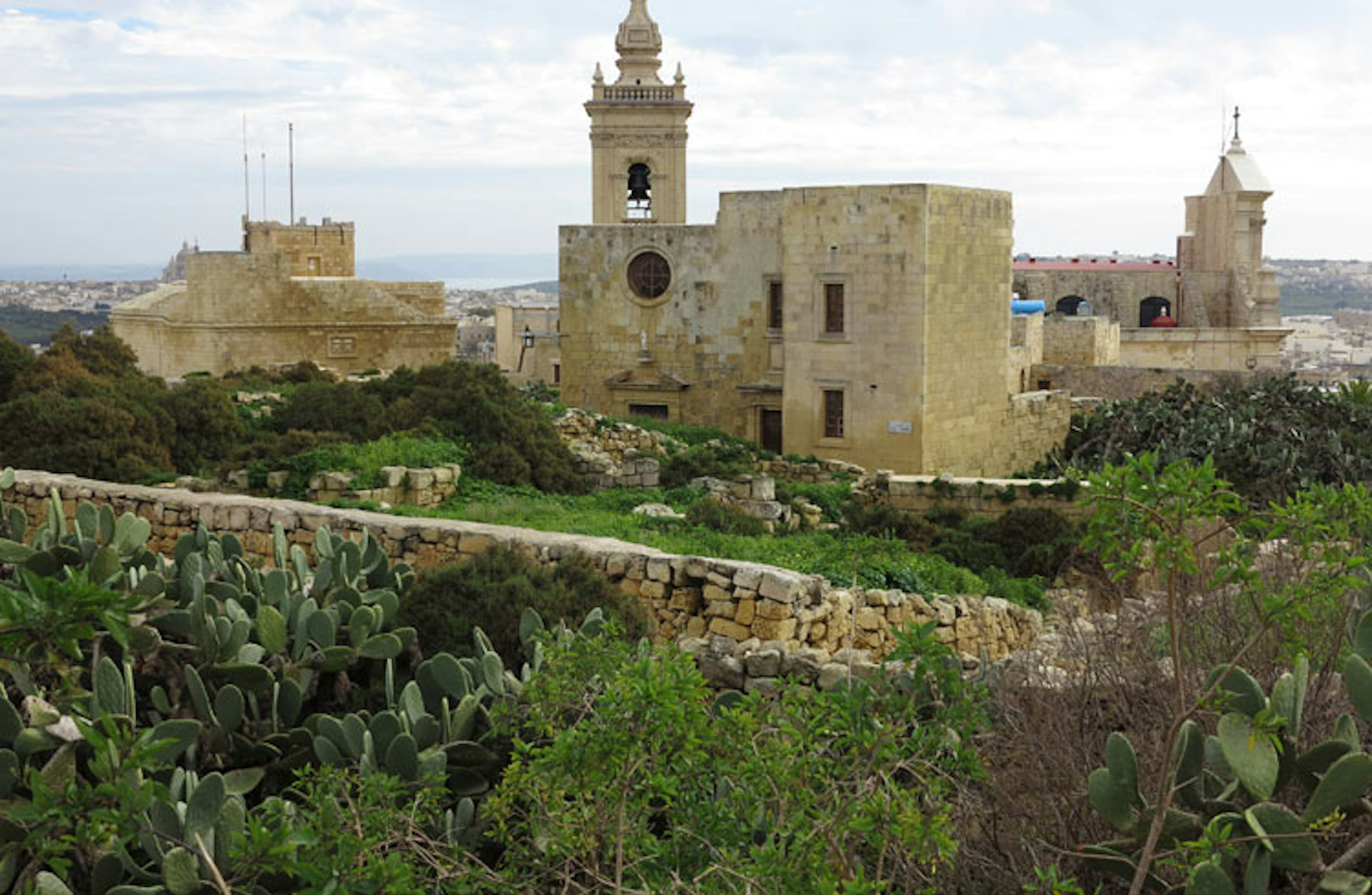 Il-Kastell sits quietly atop central Victoria, Gozo's largest city. Image by Kirsten Rawlings / ϰϲʿ¼.