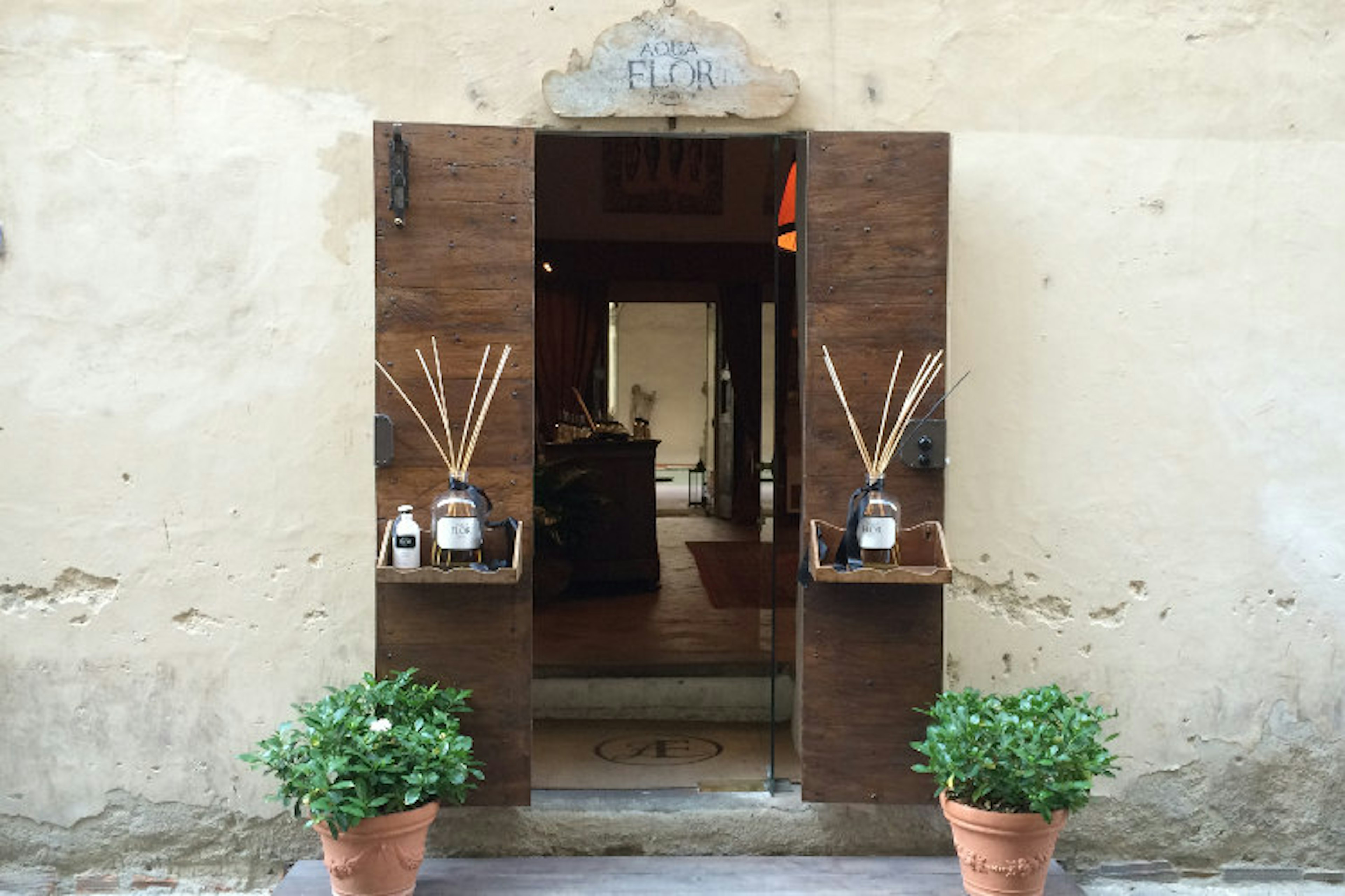 Aqua Floor showroom's historic setting. Image by Virginia Maxwell / ϰϲʿ¼