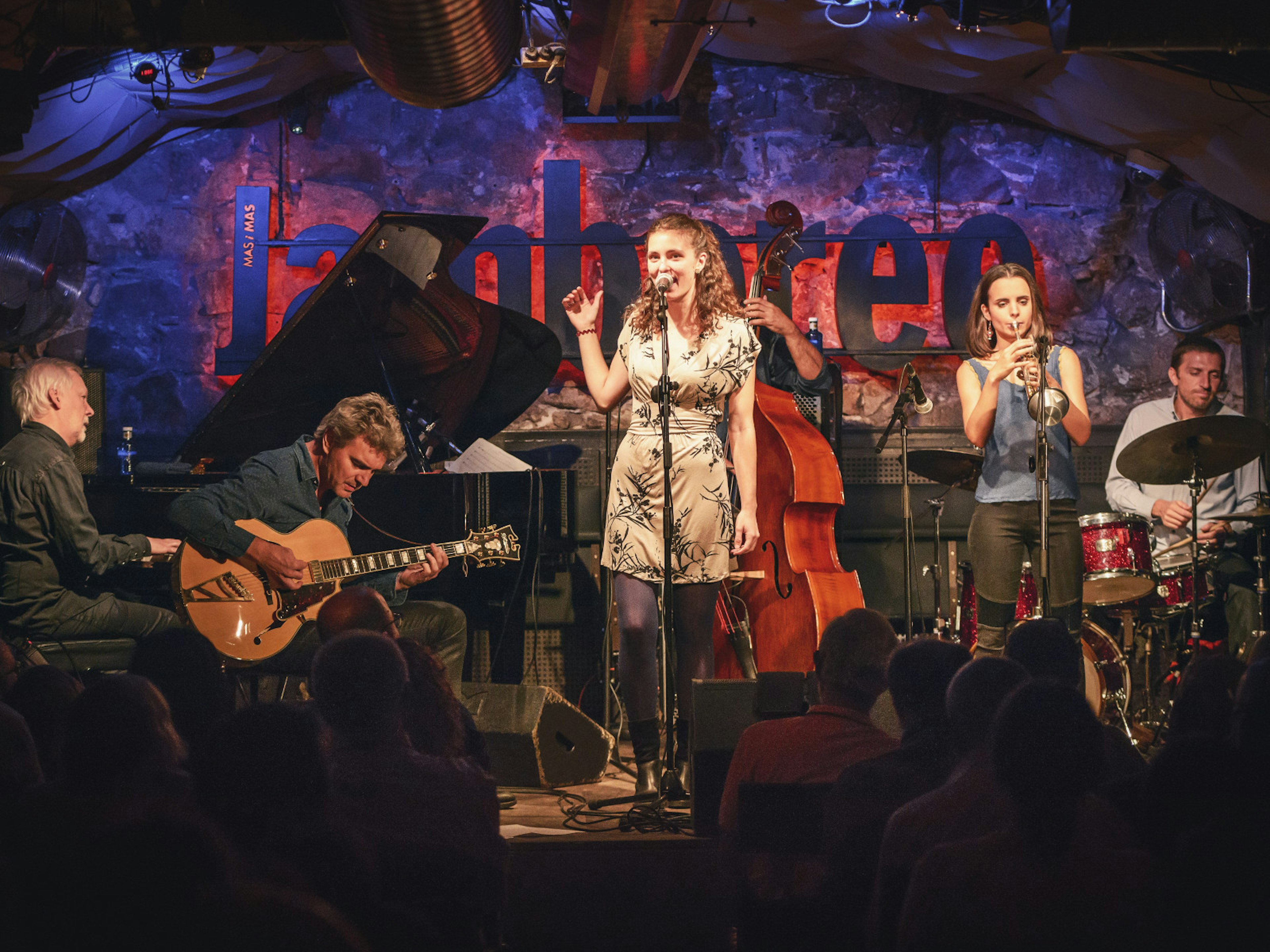 Magali Datzira onstage at Jamboree© Jonathan Stokes / Lonely Planet