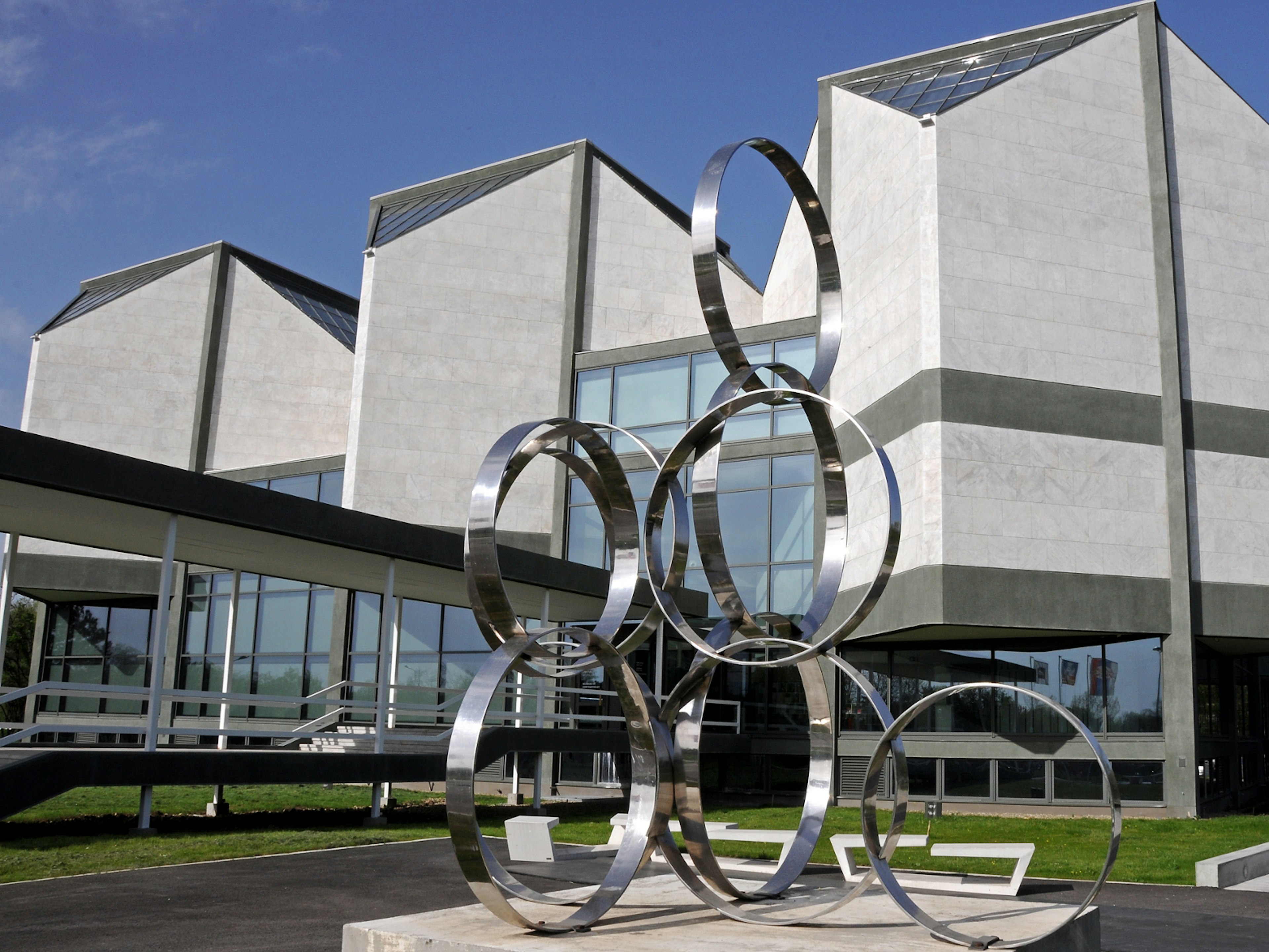 The reopened Museum of Contemporary Art is housed in a modernist building at the confluence of the Sava and Danube rivers in Belgrade © ZRadovic / Shutterstock