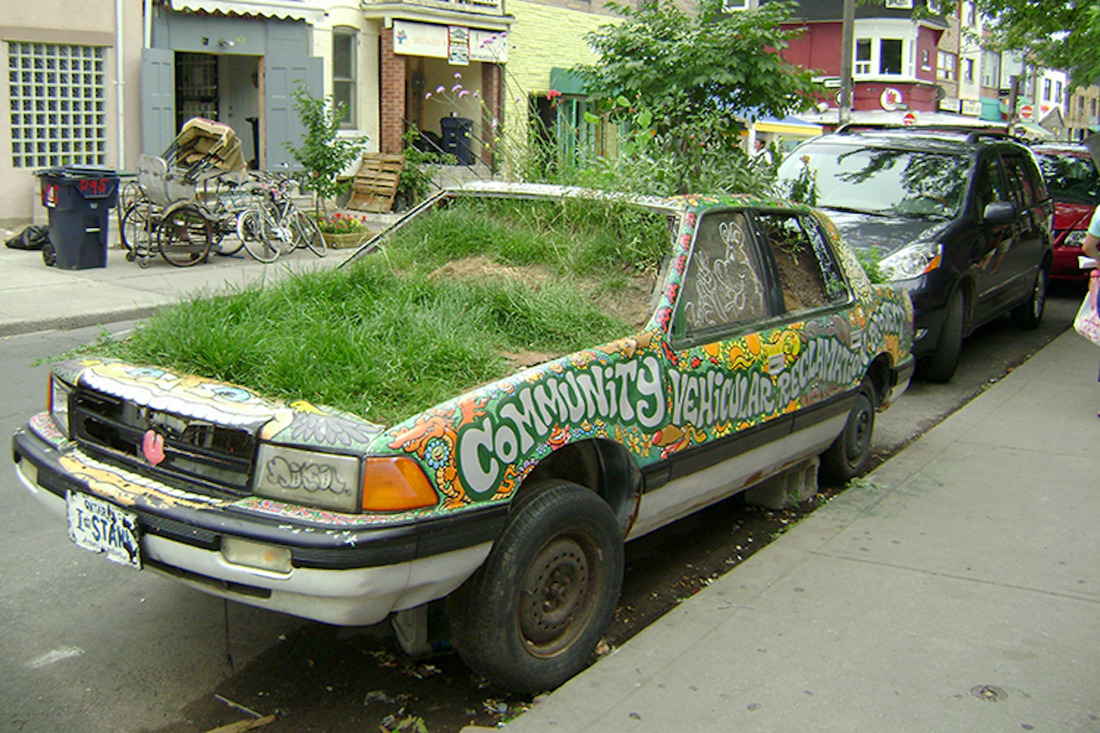 Part of the Community Vehicular Reclamation Project in Kensington Market. Image by Brie79 / CC BY-ND 2.0