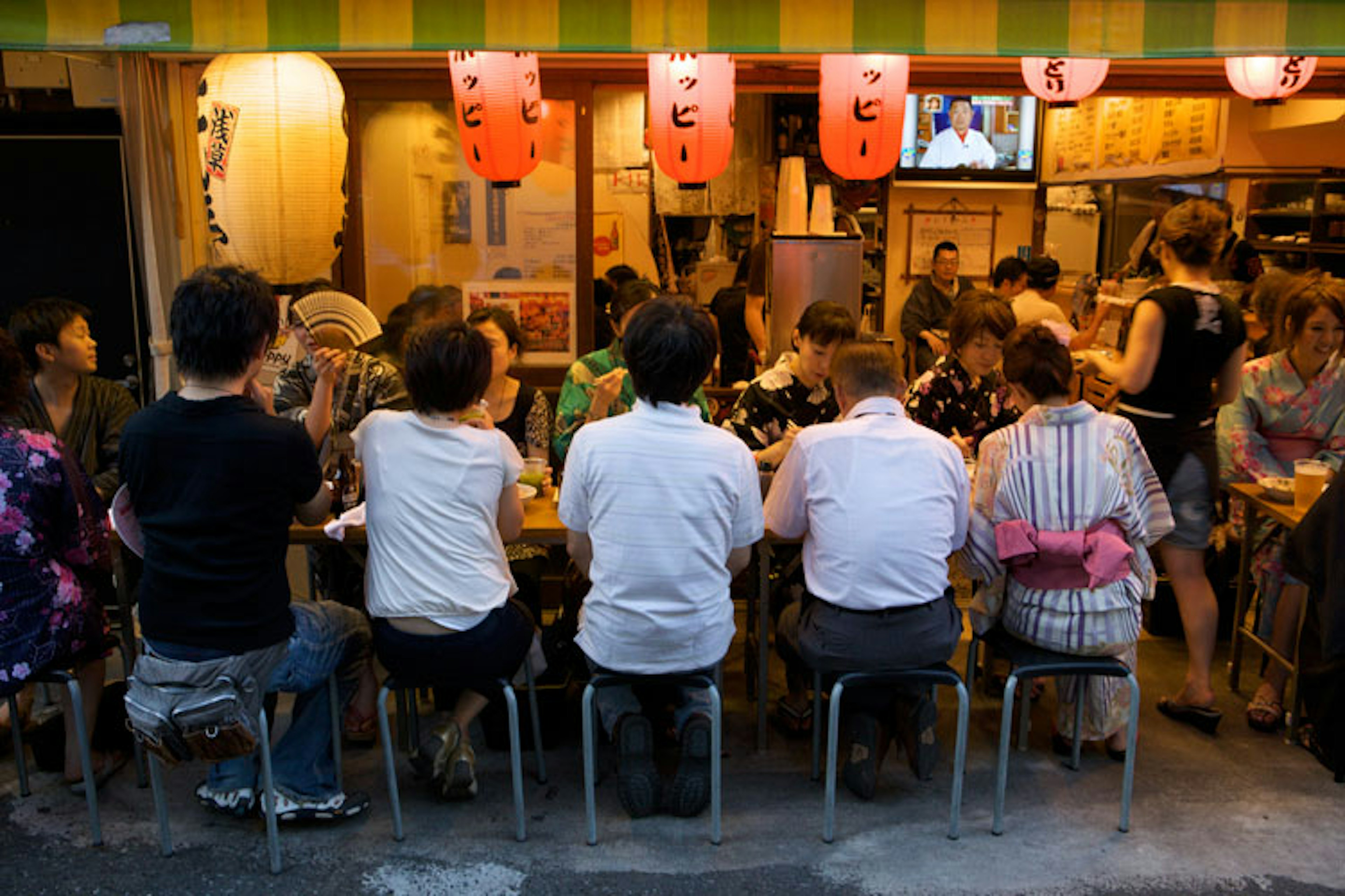 Eating and drinking on the cheap in Asakusa, Tokyo. Image by Will Robb / Lonely Planet Images / Getty Images.