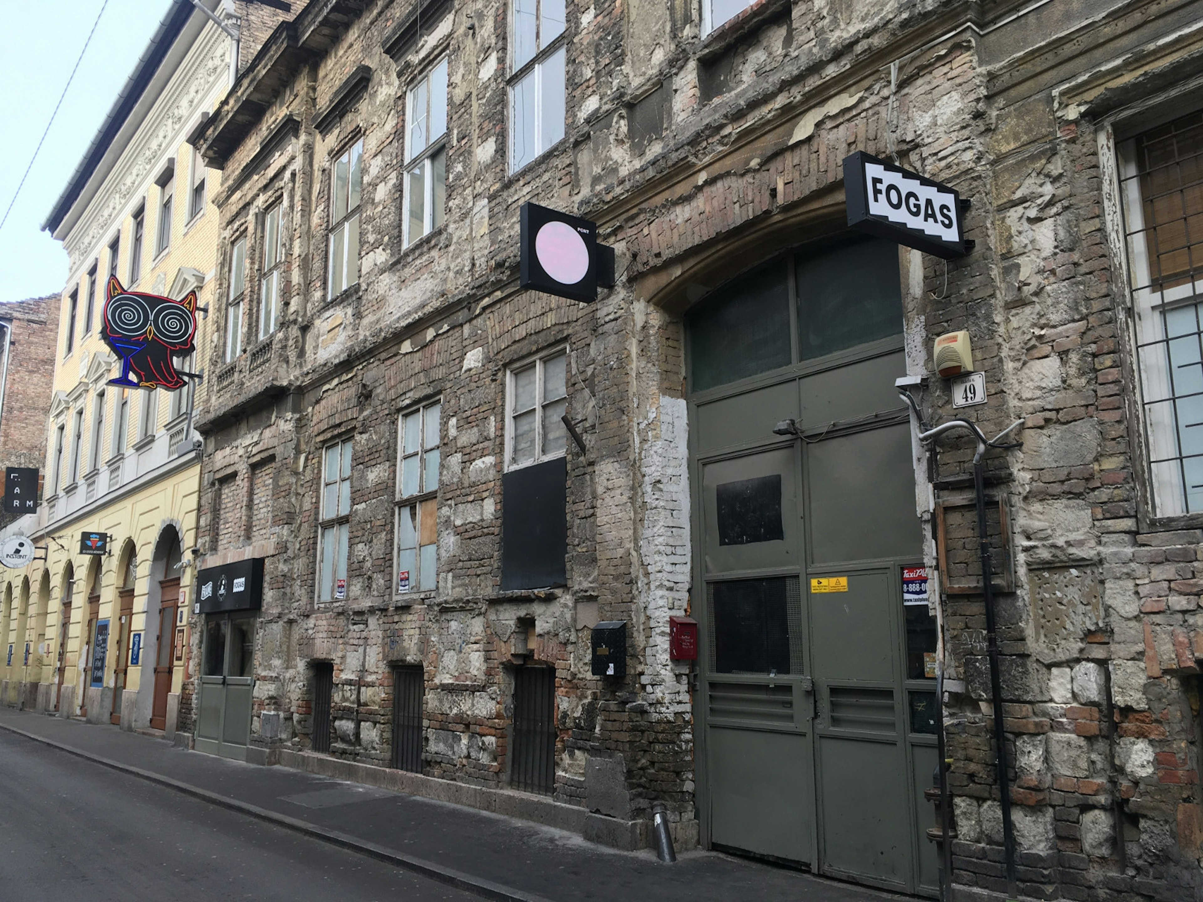 Instant and Fogas ház ruin pubs both keep their own quirky identity © Jennifer Walker / Lonely Planet