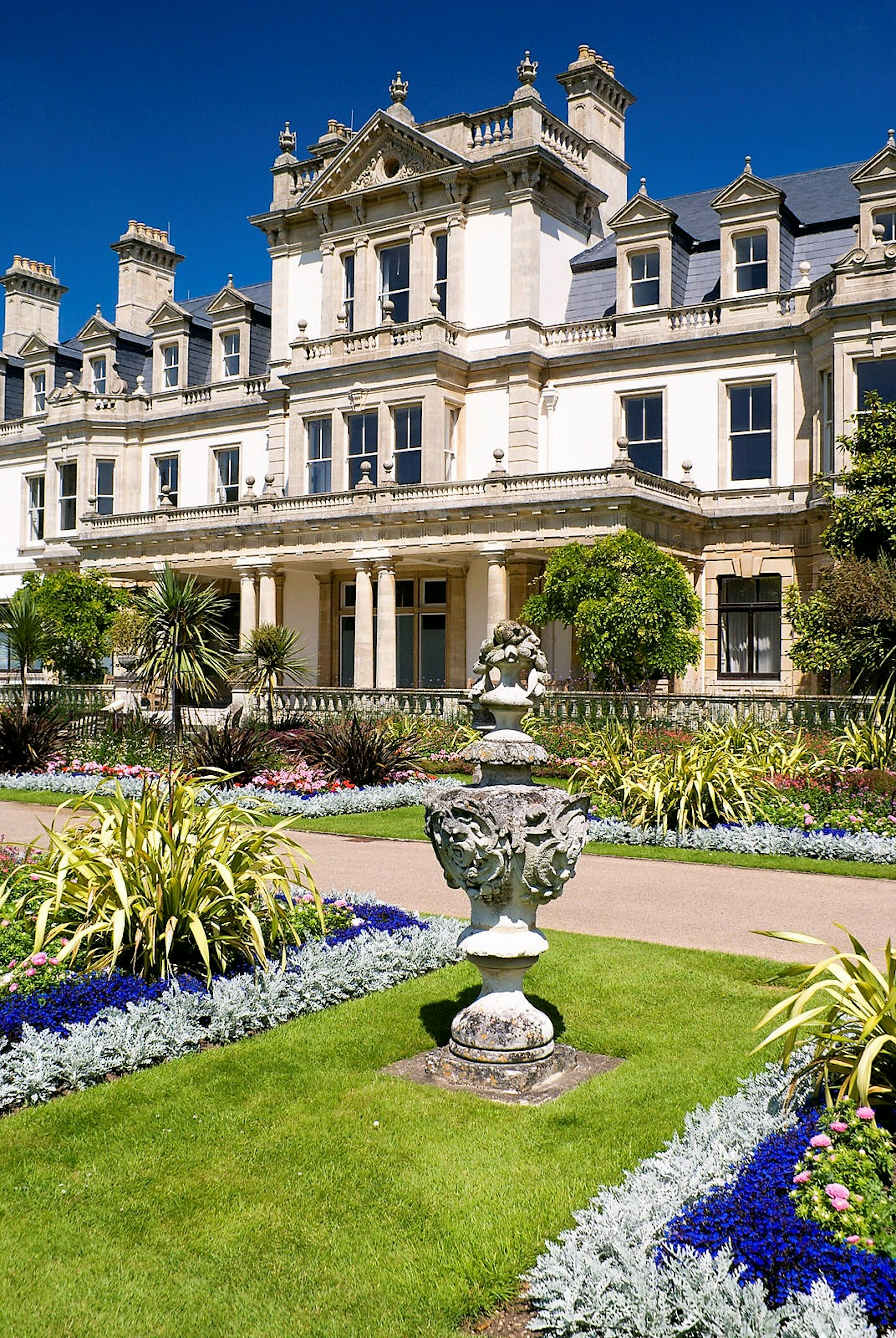 Cardiff day trip - Beautiful landscaped garden in front of Dyffryn House. Dyffryn Gardens is a collection of botanical gardens located near the villages of Dyffryn and St. Nicholas in the Vale of Glamorgan, Wales.