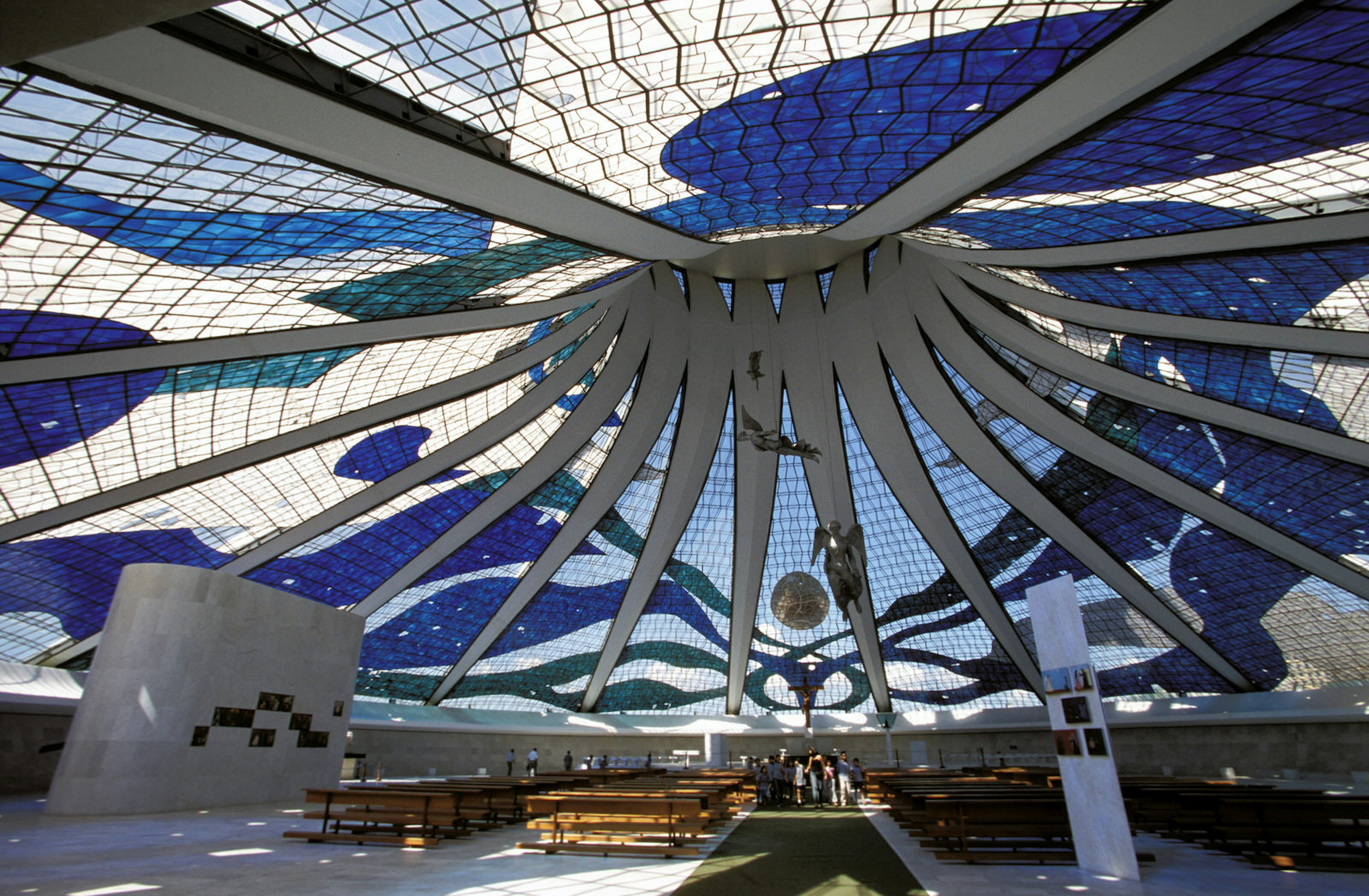 Cities for architecture lovers - Brasilia's Catedral Metropolitana