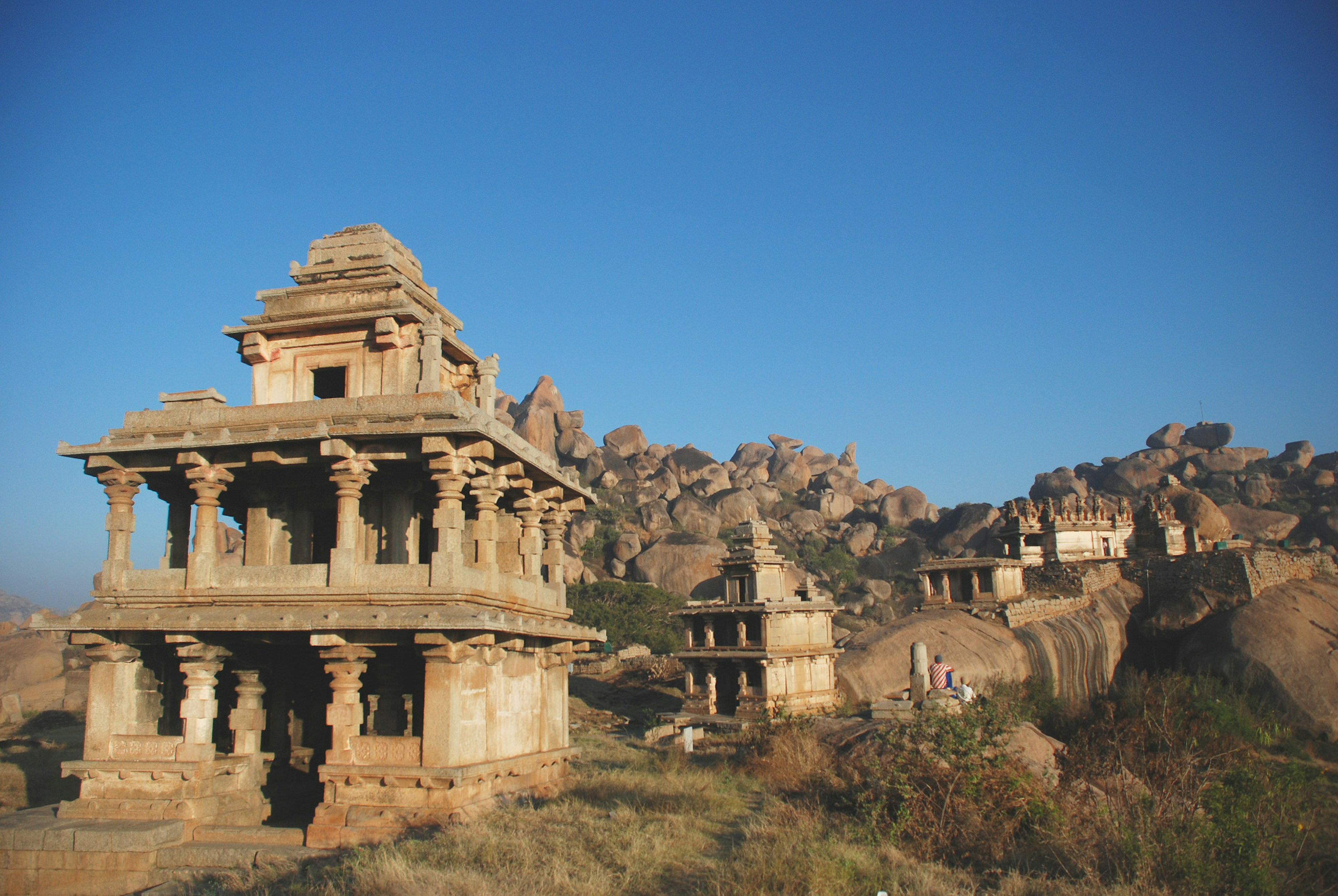 Ruins spill out of the boulder-fields at Chitradurga Fort © peevee aka venkatesan perumal / Getty Images