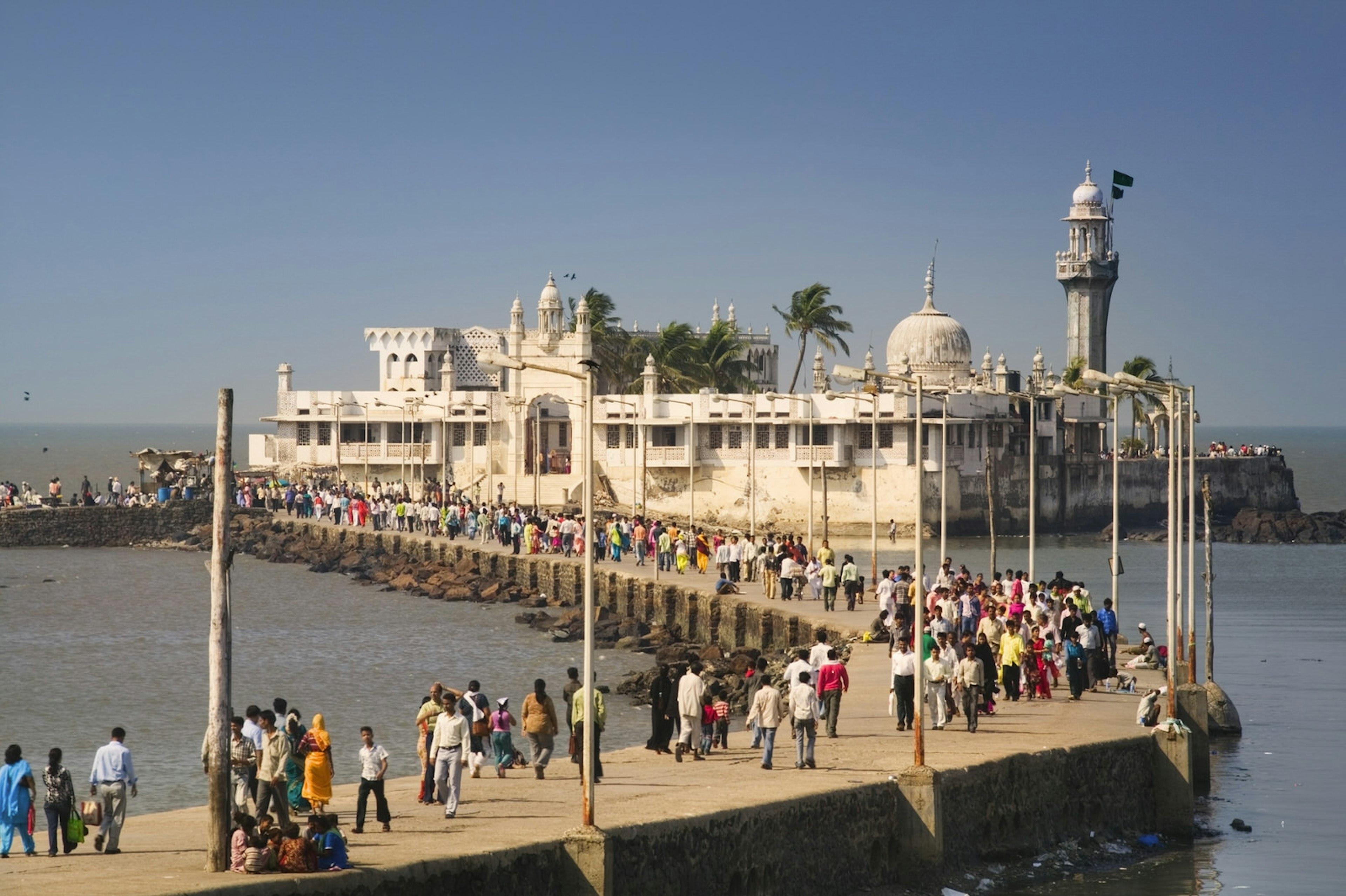 Haji Ali Dargah Mosque © Jon Hicks / Getty Images