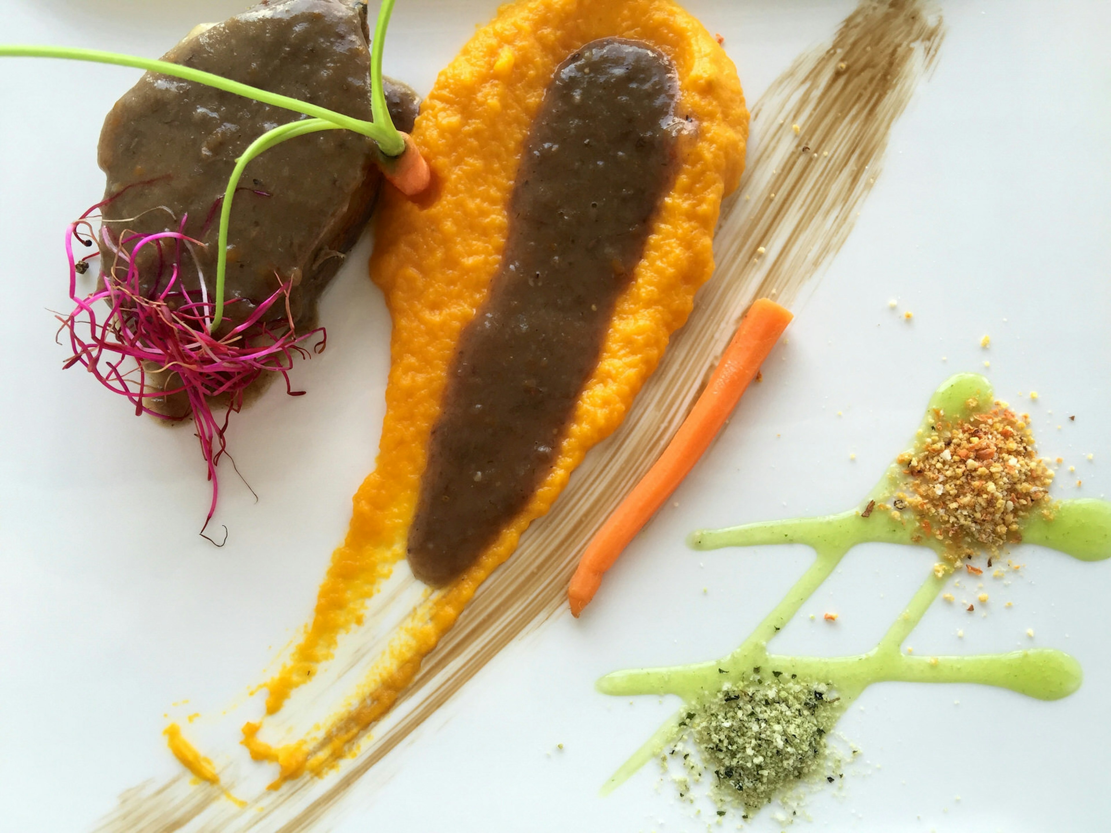 Beef cheeks with sweet potato, carrot, olive oil and spiced salts © Romana Lilic / Getty Images