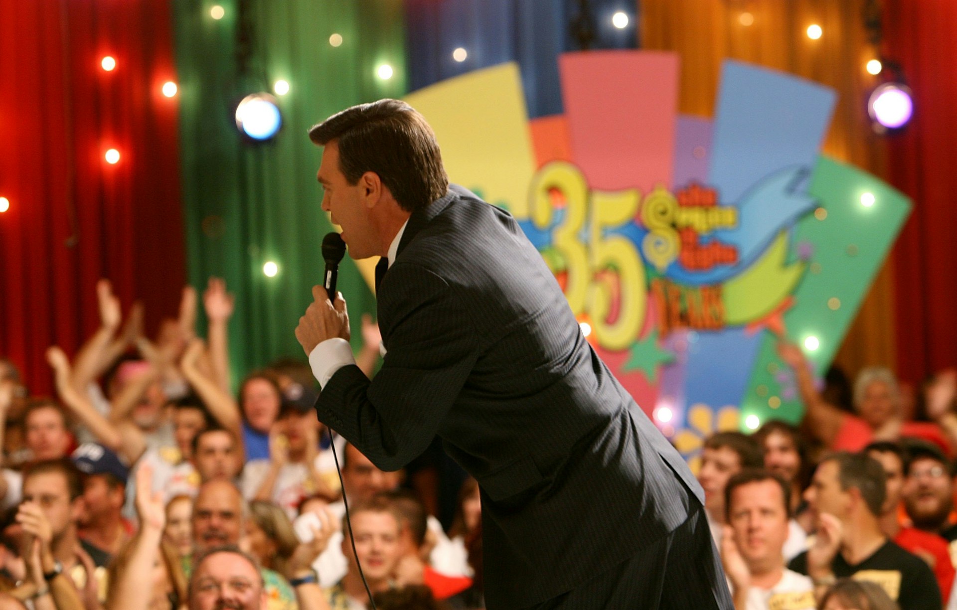 Announcer Rich Fields speaks to the audience before the taping of the 35th Season premiere of "The Price Is Right" at CBS Television studios August 31, 2006 in Los Angeles, 