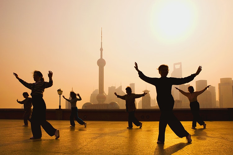 Cities like Shanghai reveal something of their personalities at dawn. Image by Scott E Barbour / The Image Bank / Getty Images