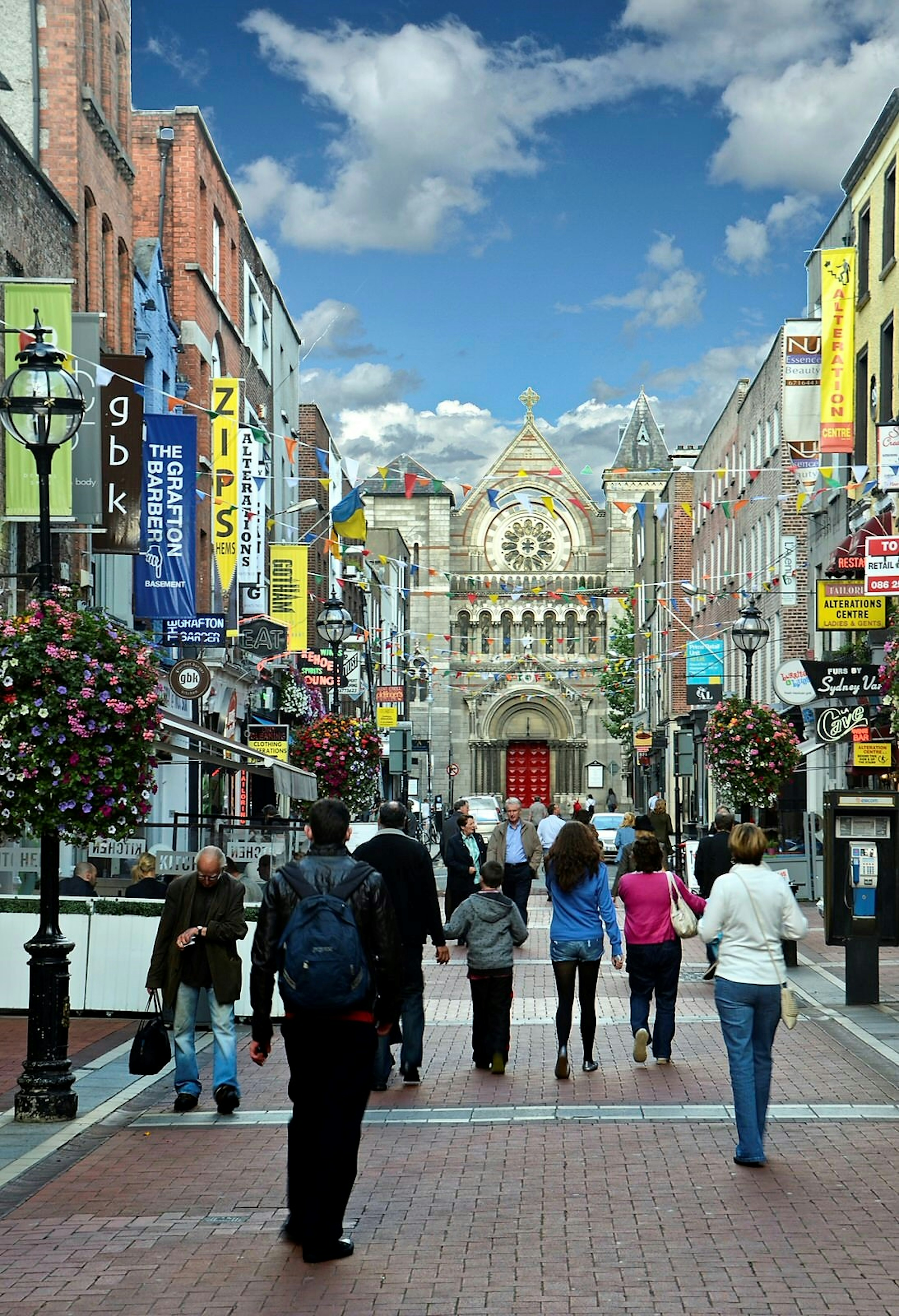 Grafton Street Dublin © Dragos Cosmin photos / Getty Images