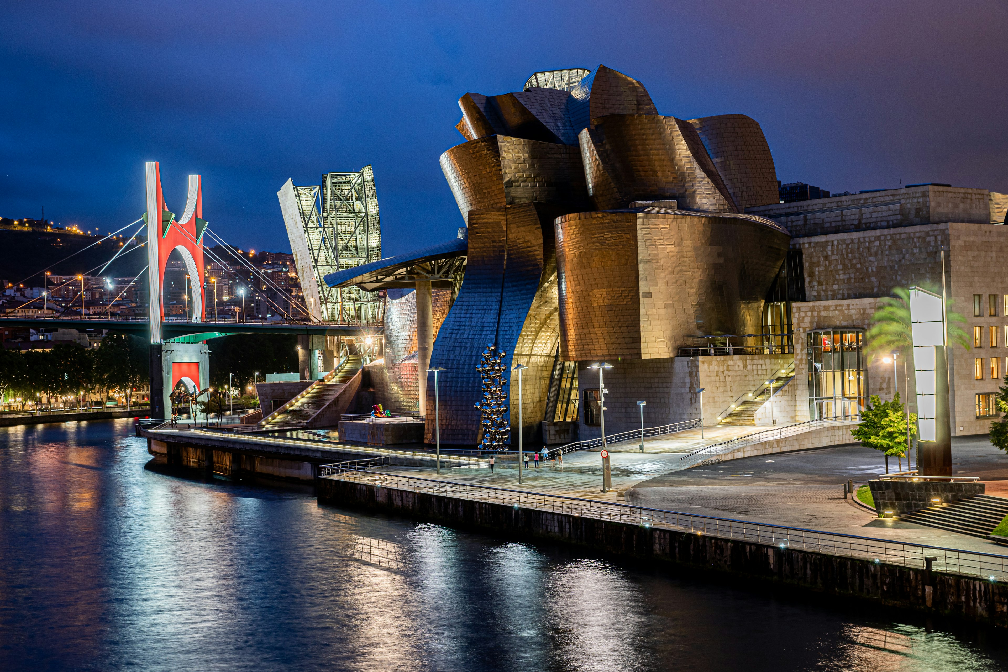 The riverfront exterior of the Guggenheim Museum Bilbao.