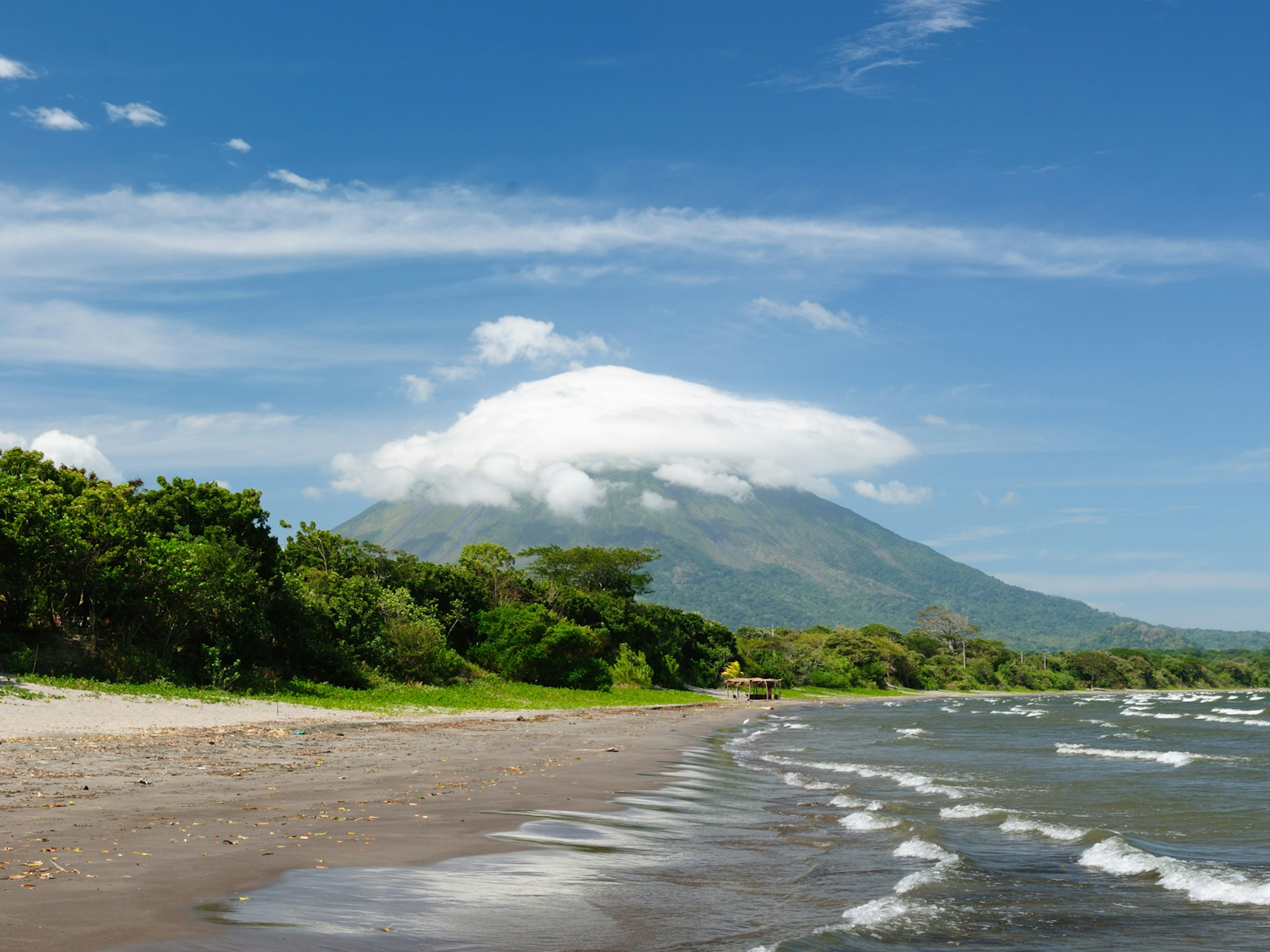 Santo Domingo beach looking up to the volcano Concepcion