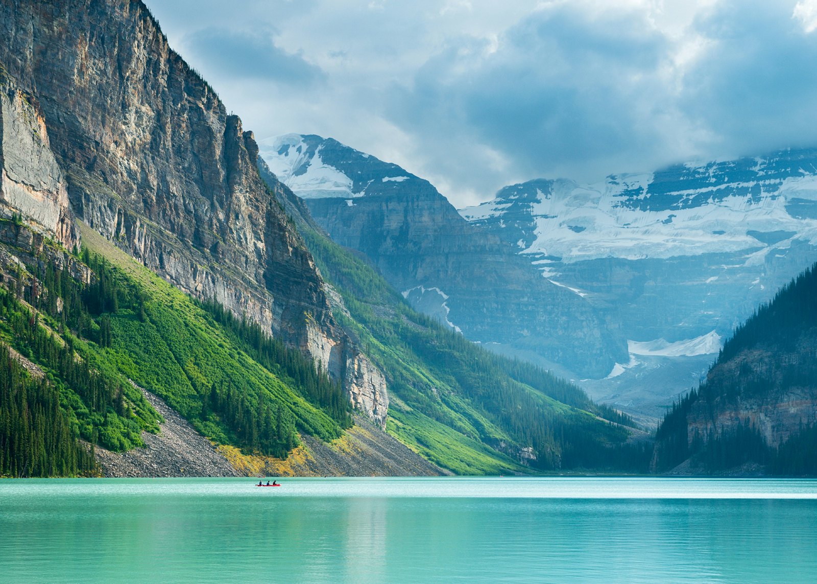 Lake Louise is just one of Canada’s seemingly countless natural jewels © Justin Foulkes / Lonely Planet