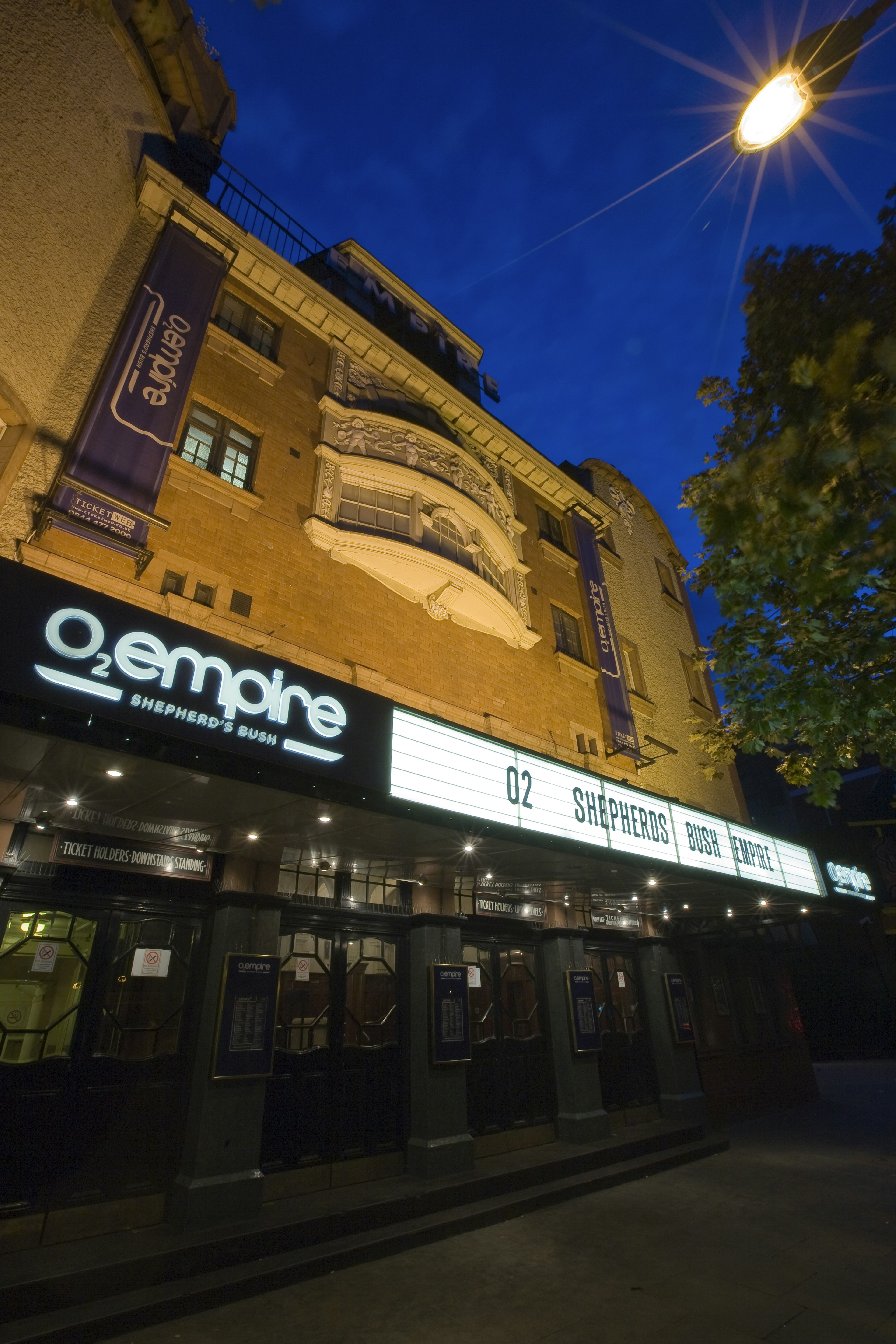 The O2 Shepherd's Bush Empire exterior at night.