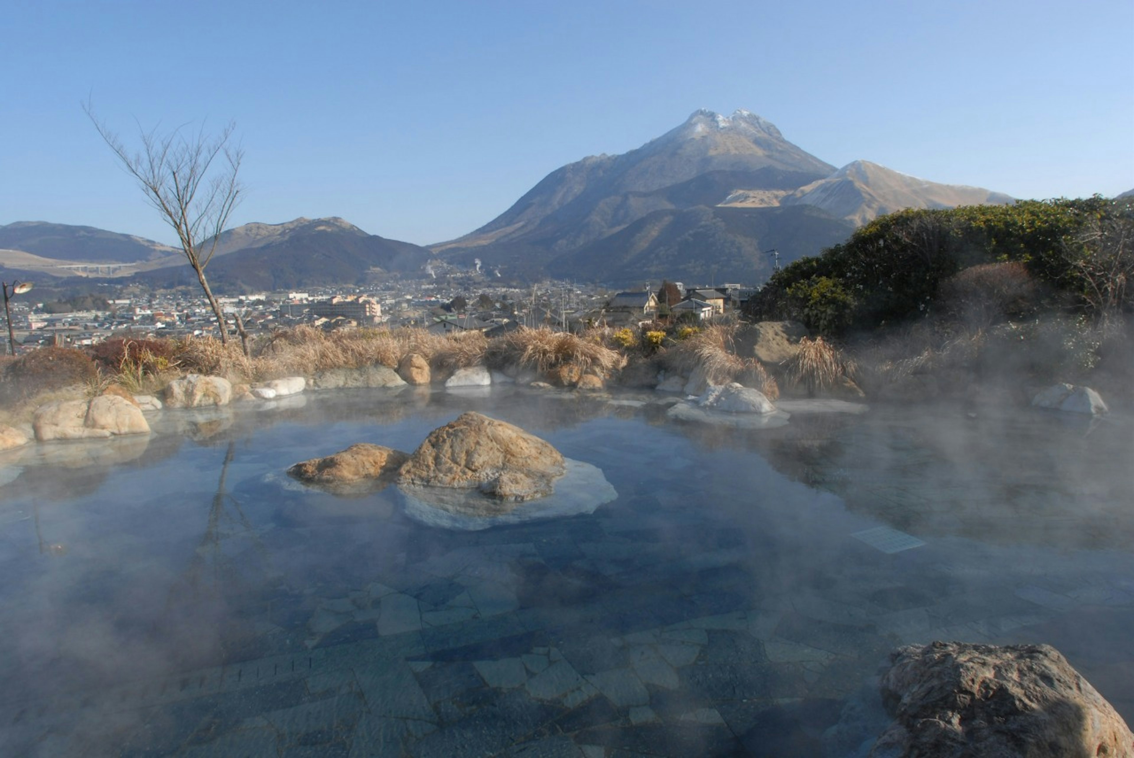 An open-air bath in Yufuin