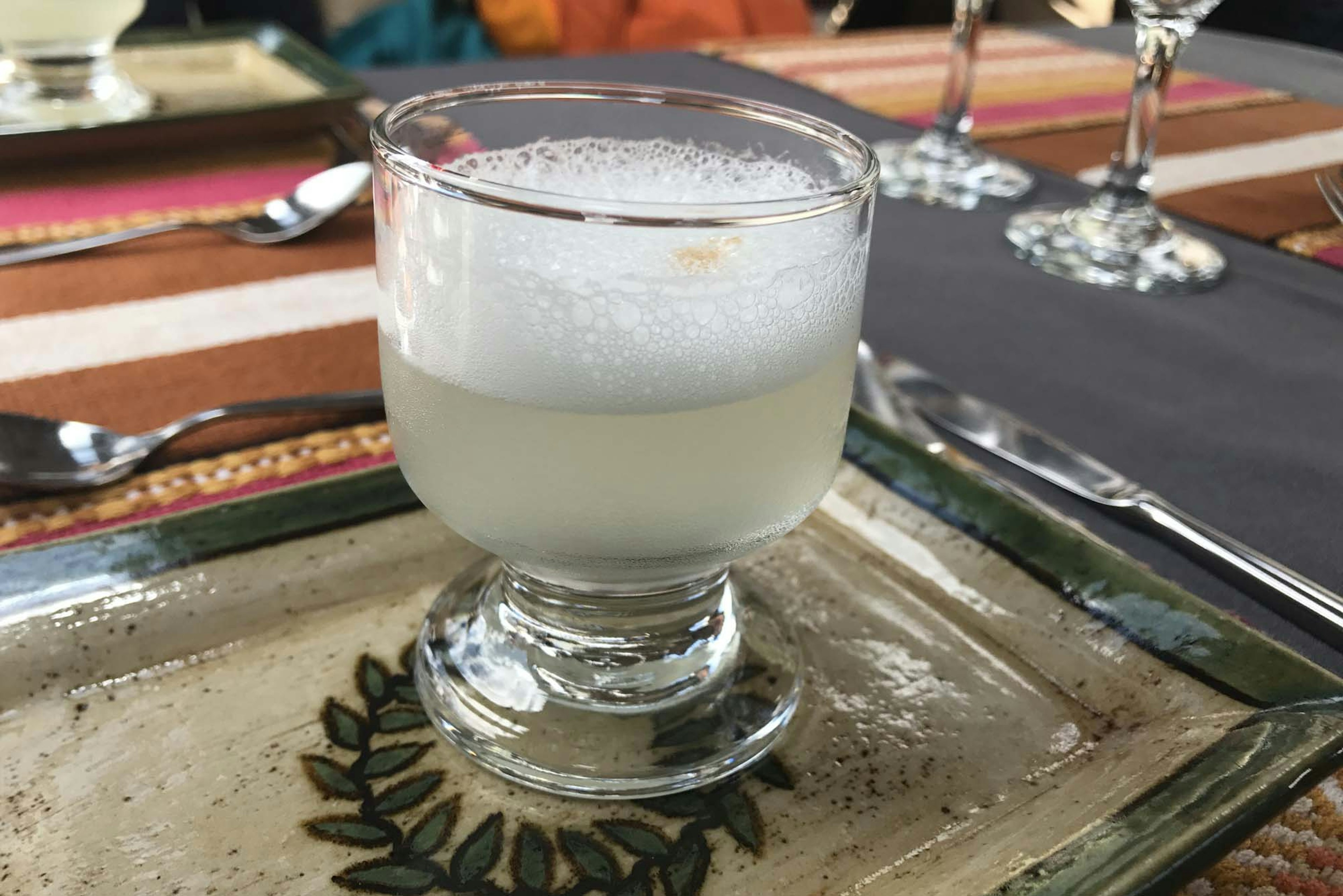 Pisco sour © Sarah Reid / Lonely Planet