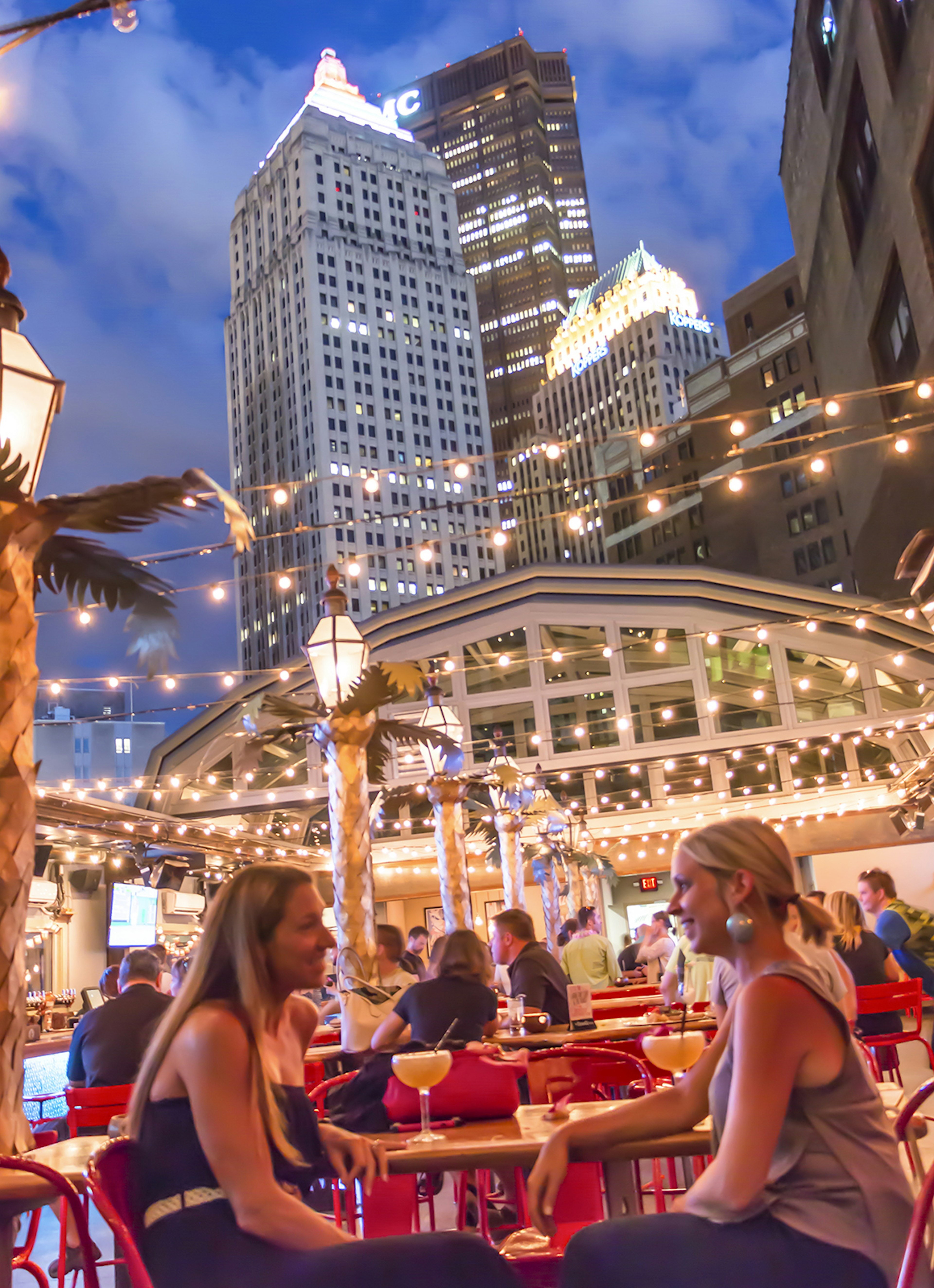 The view of Pittsburgh's skyline from the rooftop at Sienna Mercato