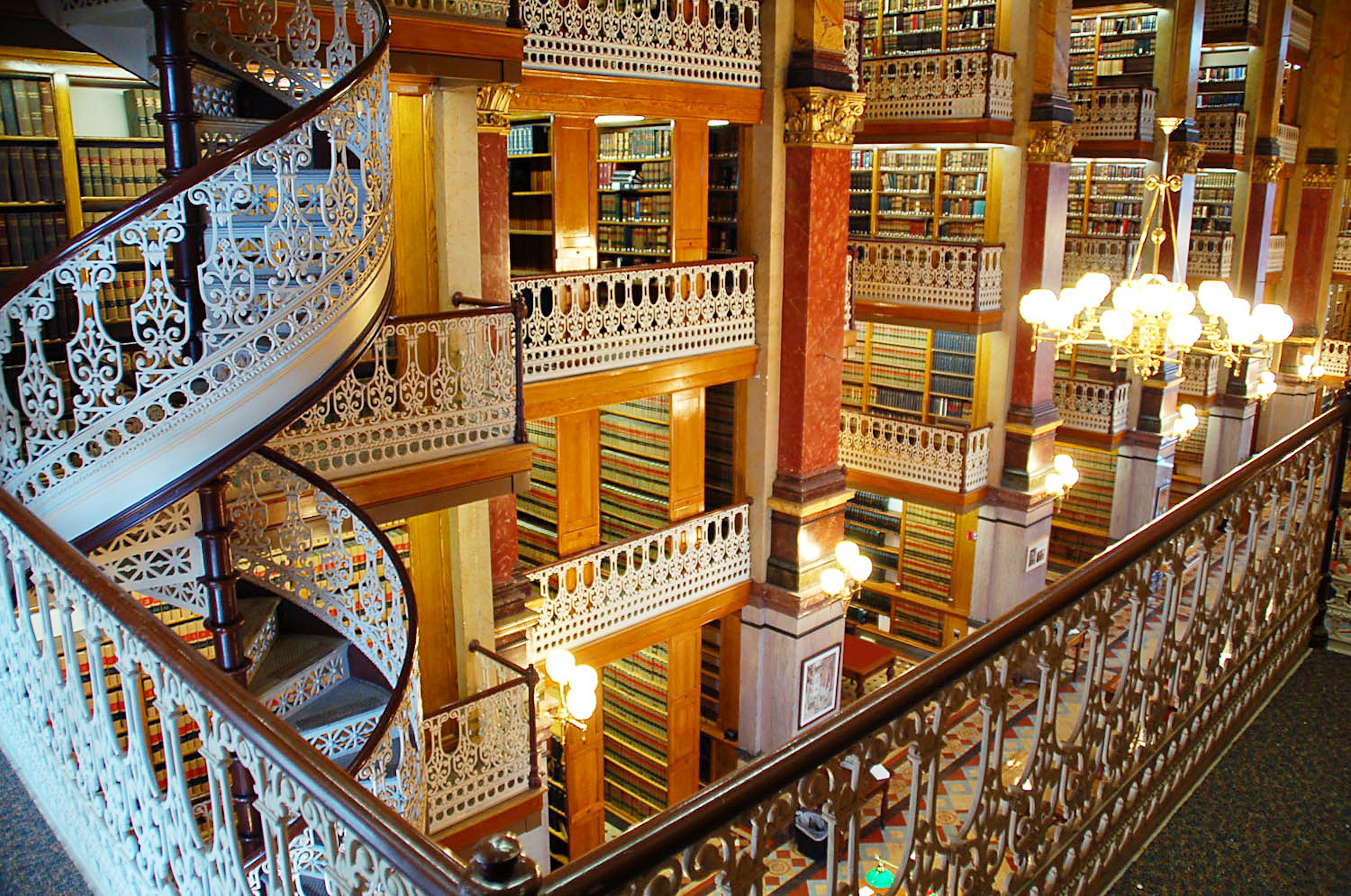 Inside the Iowa State Law Library